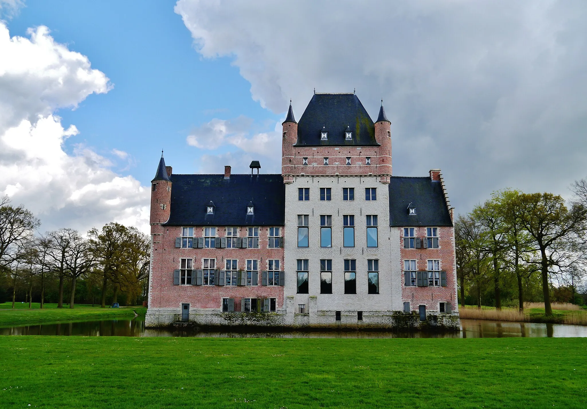 Photo showing: Bossenstein Castle, Broechem, Province of Antwerp, Flanders, Belgium