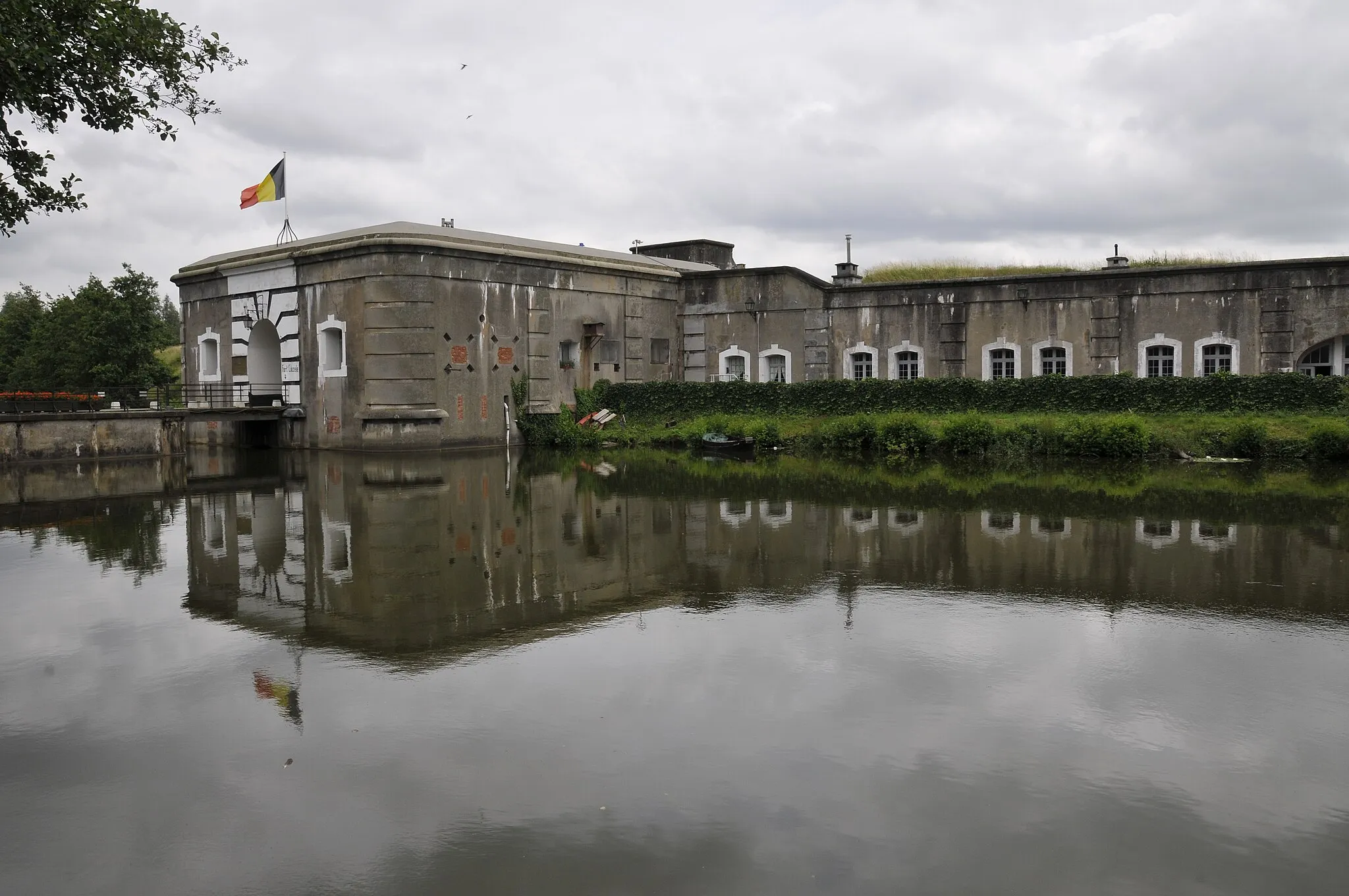 Photo showing: Fort Liezele