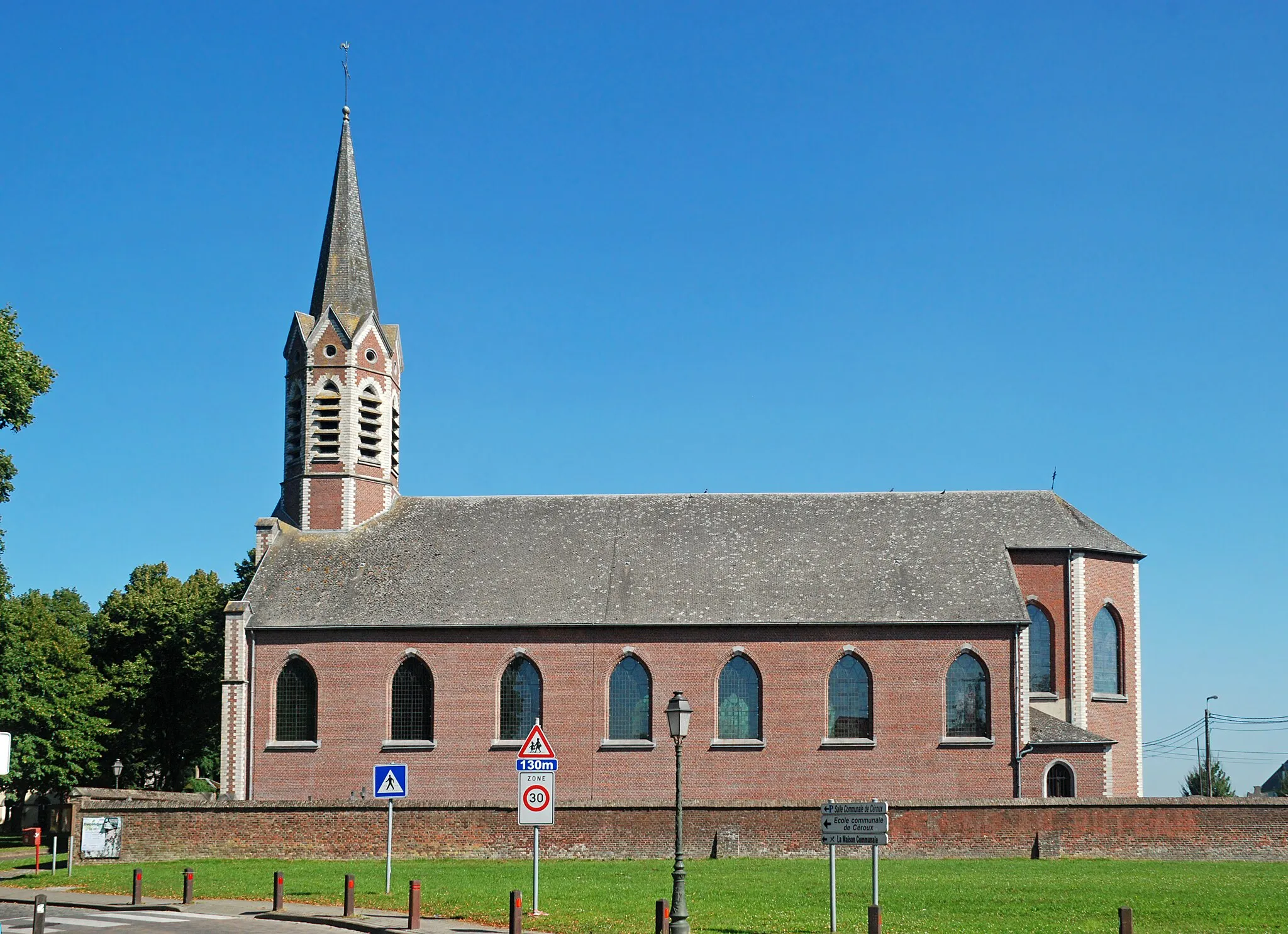Photo showing: Belgique - Brabant wallon - Ottignies-Louvain-la-Neuve - Céroux - église Notre-Dame de Bon Secours (néo-gothique, Antoine Moreau, 1845)