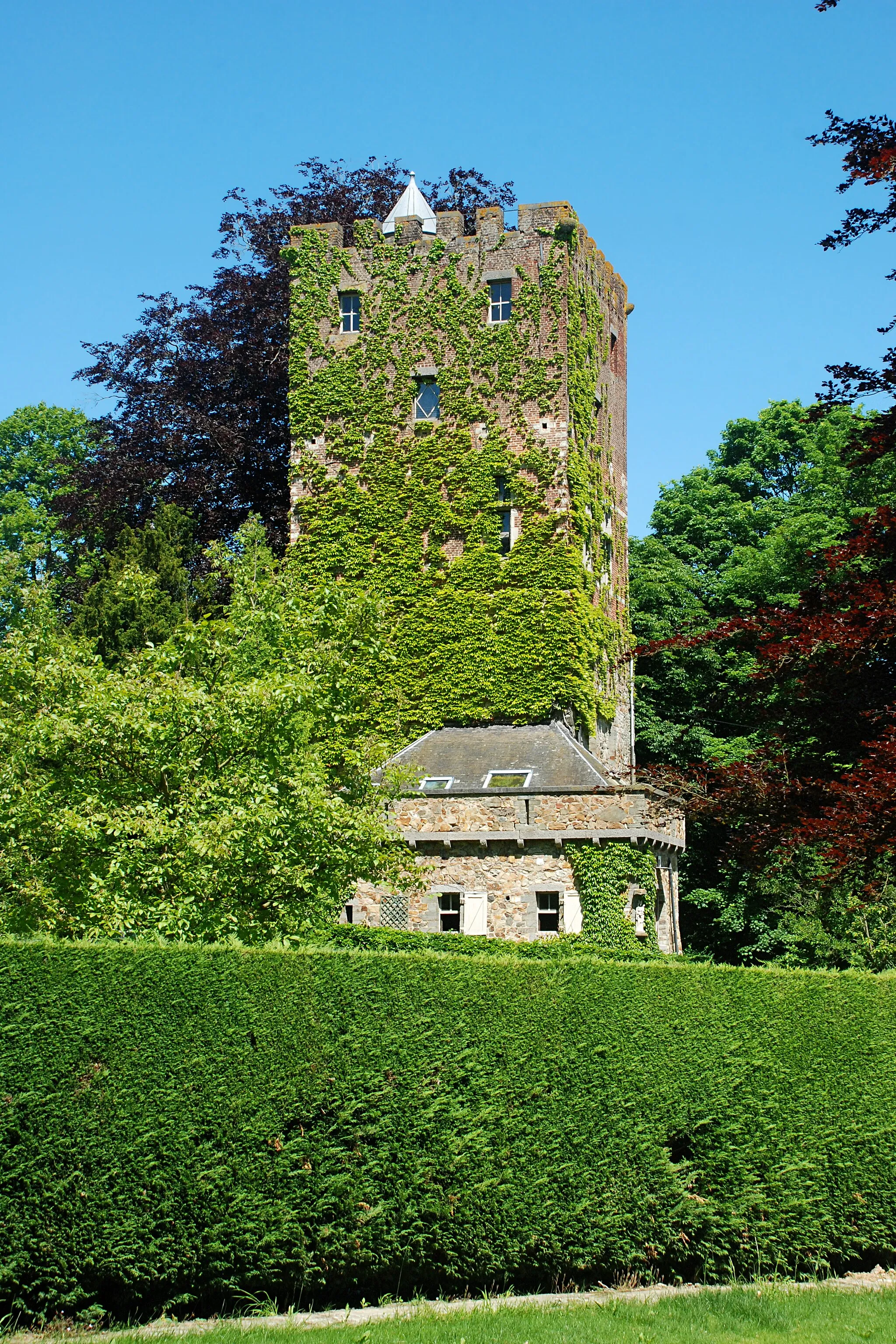 Photo showing: Belgique - Brabant wallon - Mont-Saint-Guibert - Hévillers - Donjon de Bierbais