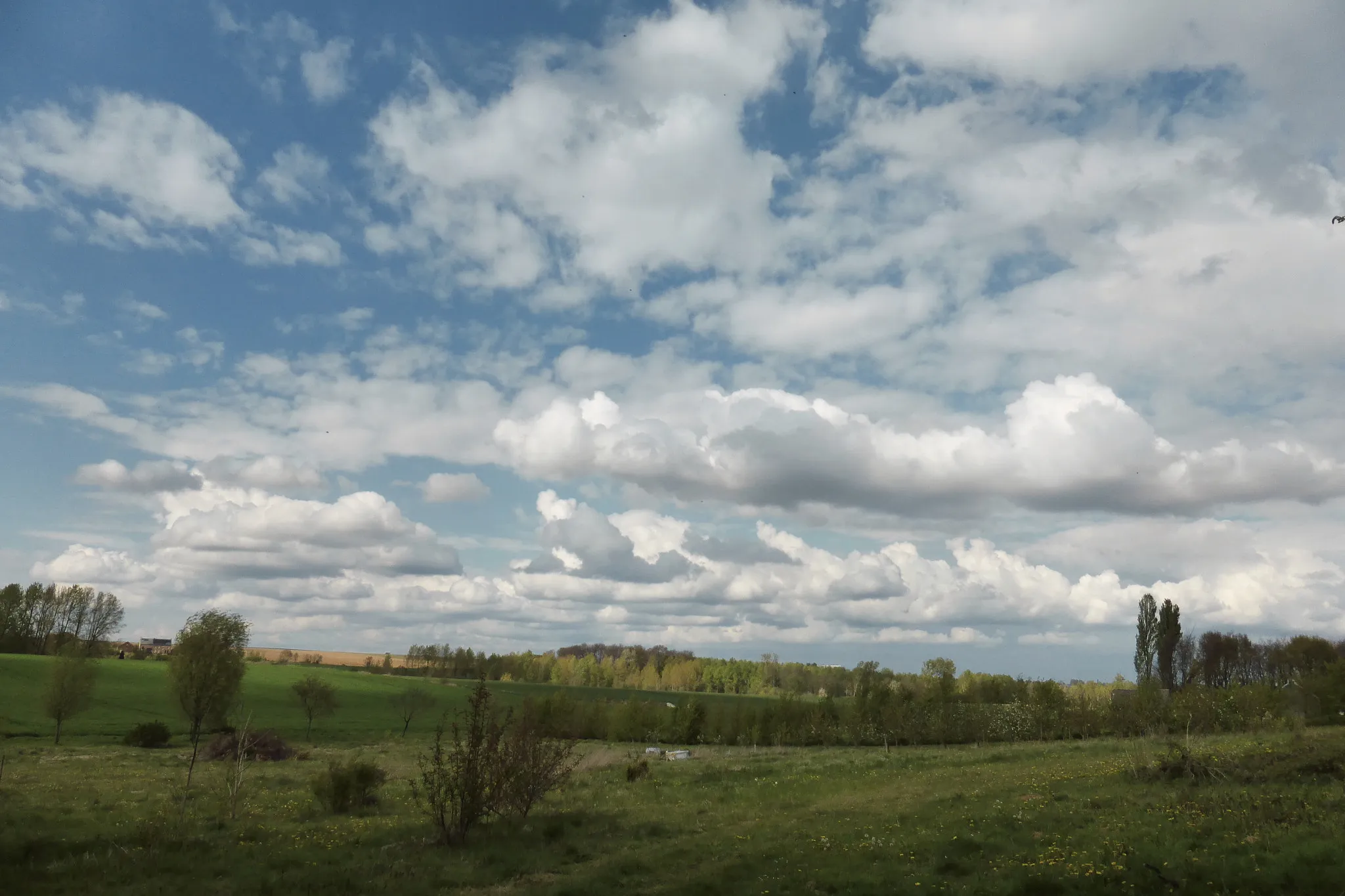 Photo showing: 500px provided description: Jodoigne spring 2017 [#sky ,#landscape ,#color ,#nature ,#blue ,#beautiful ,#green ,#countryside ,#classic ,#film emulation]