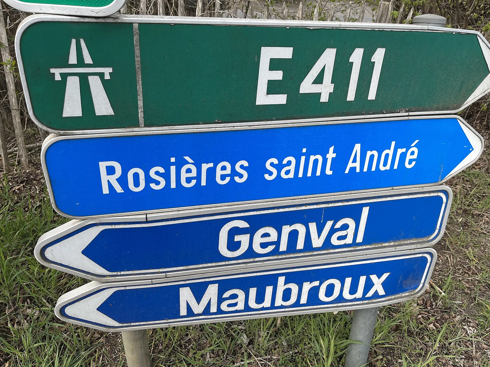 Photo showing: Panneau indiquant la direction vers Rosières-Saint-André