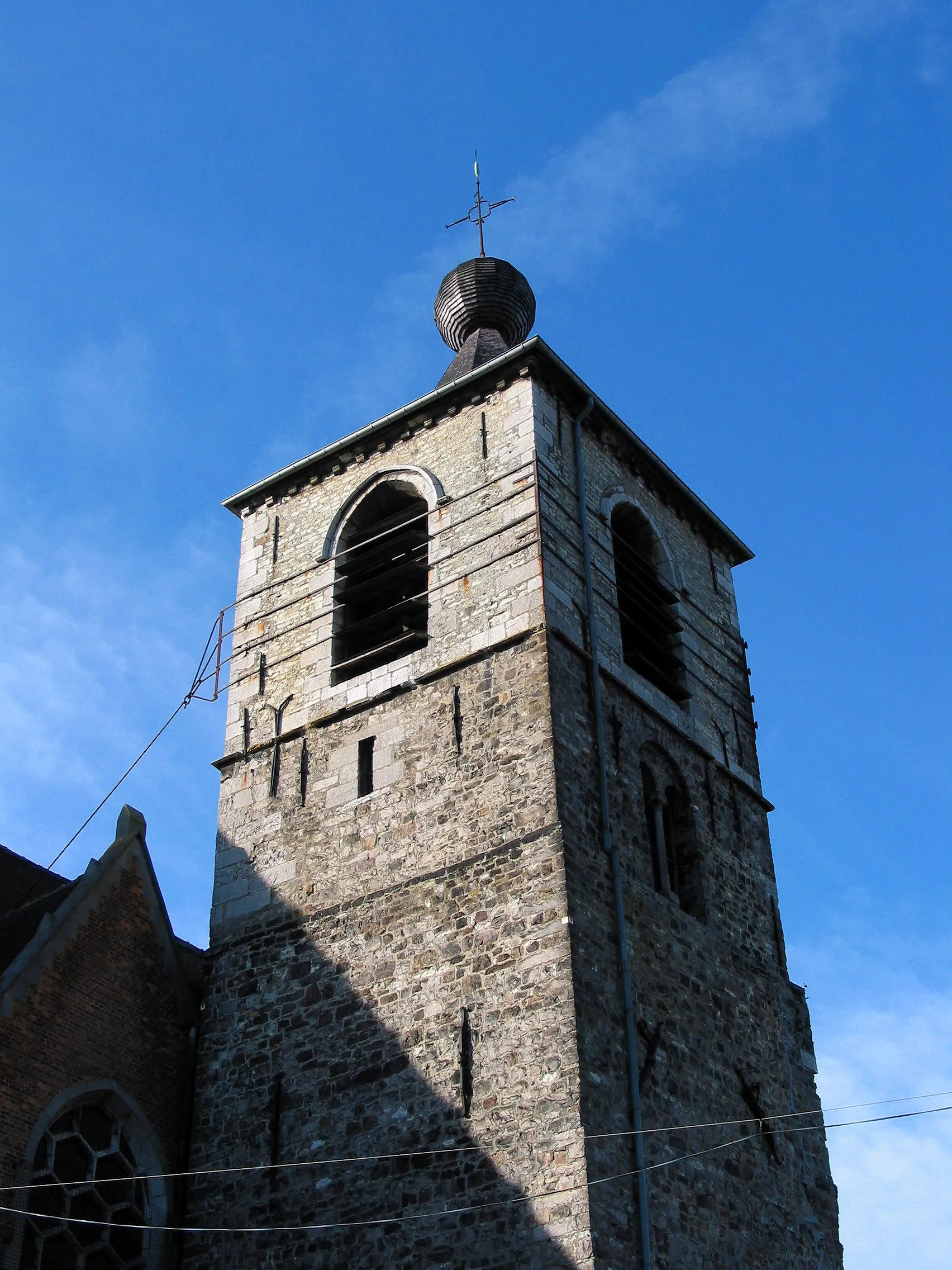 Photo showing: Anderlues (Belgium), tower of the previous Saint Medardus' church.