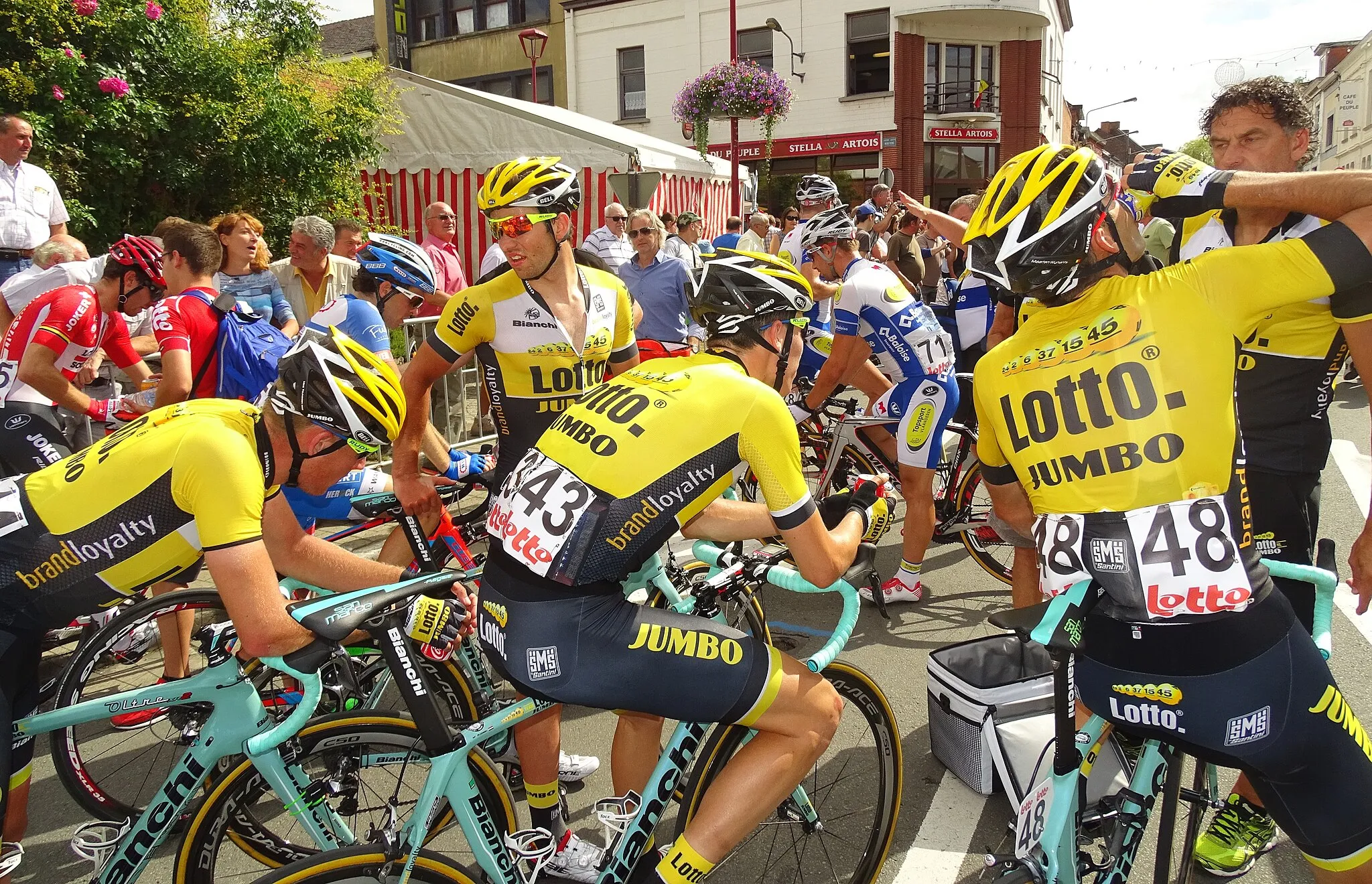 Photo showing: Reportage réalisé le mercredi 22 juillet à l'occasion de l'arrivée du Grand Prix Pino Cerami 2015 à Frameries, Belgique.