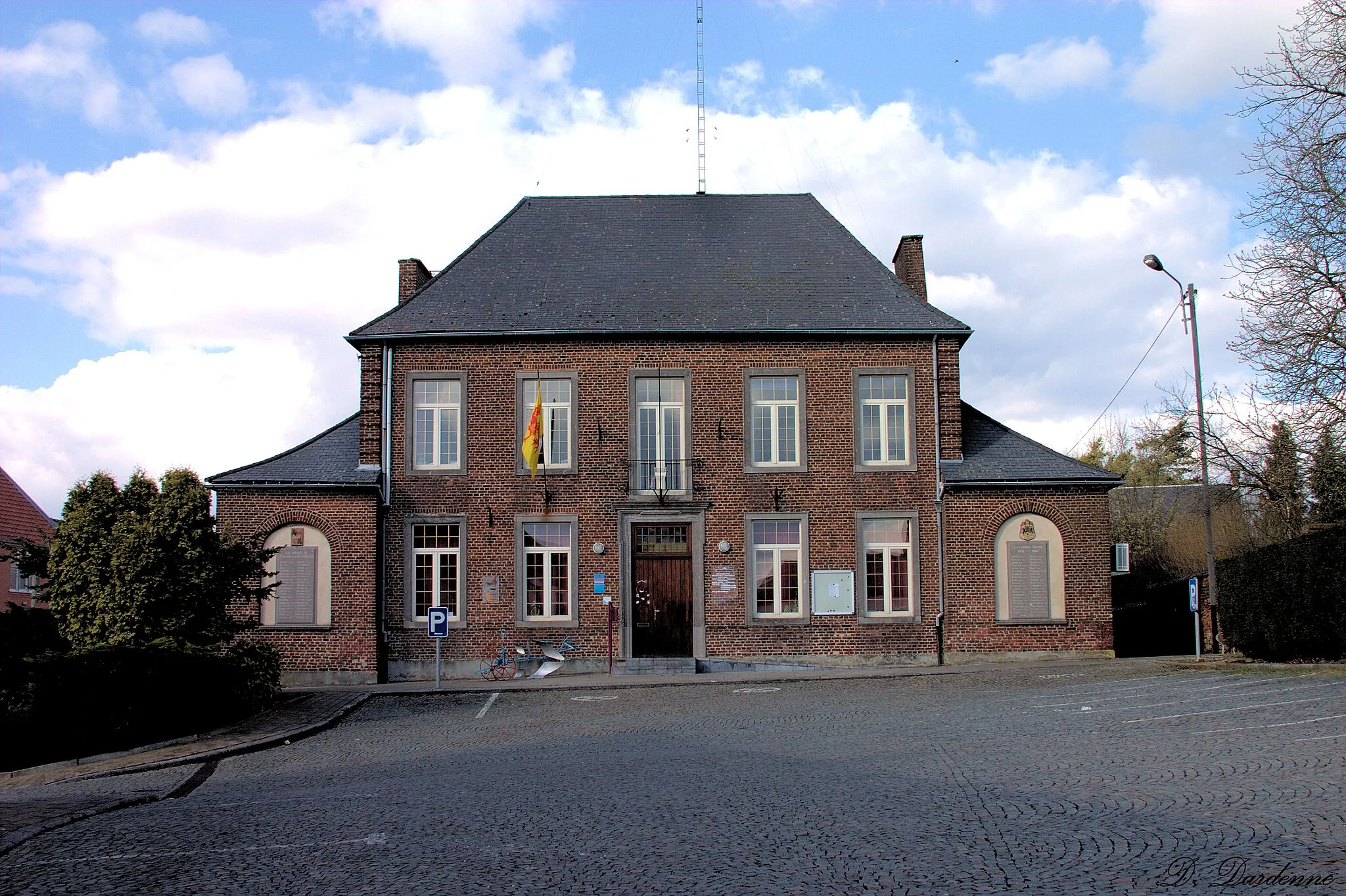 Photo showing: Hotel de Ville - Frasnes-Lez-Gosselies