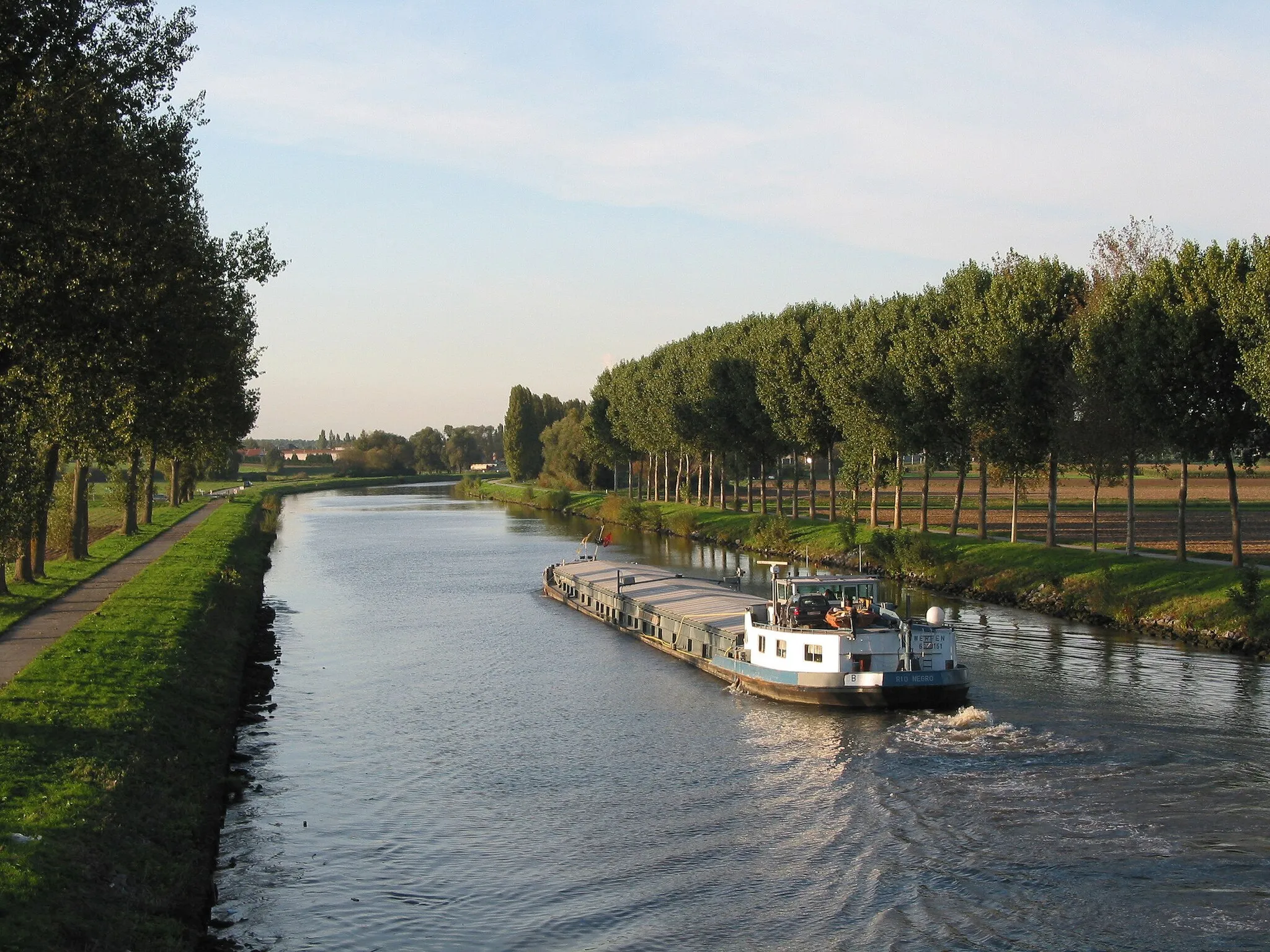 Photo showing: Pecq (Belgium), Escaut river downstream.