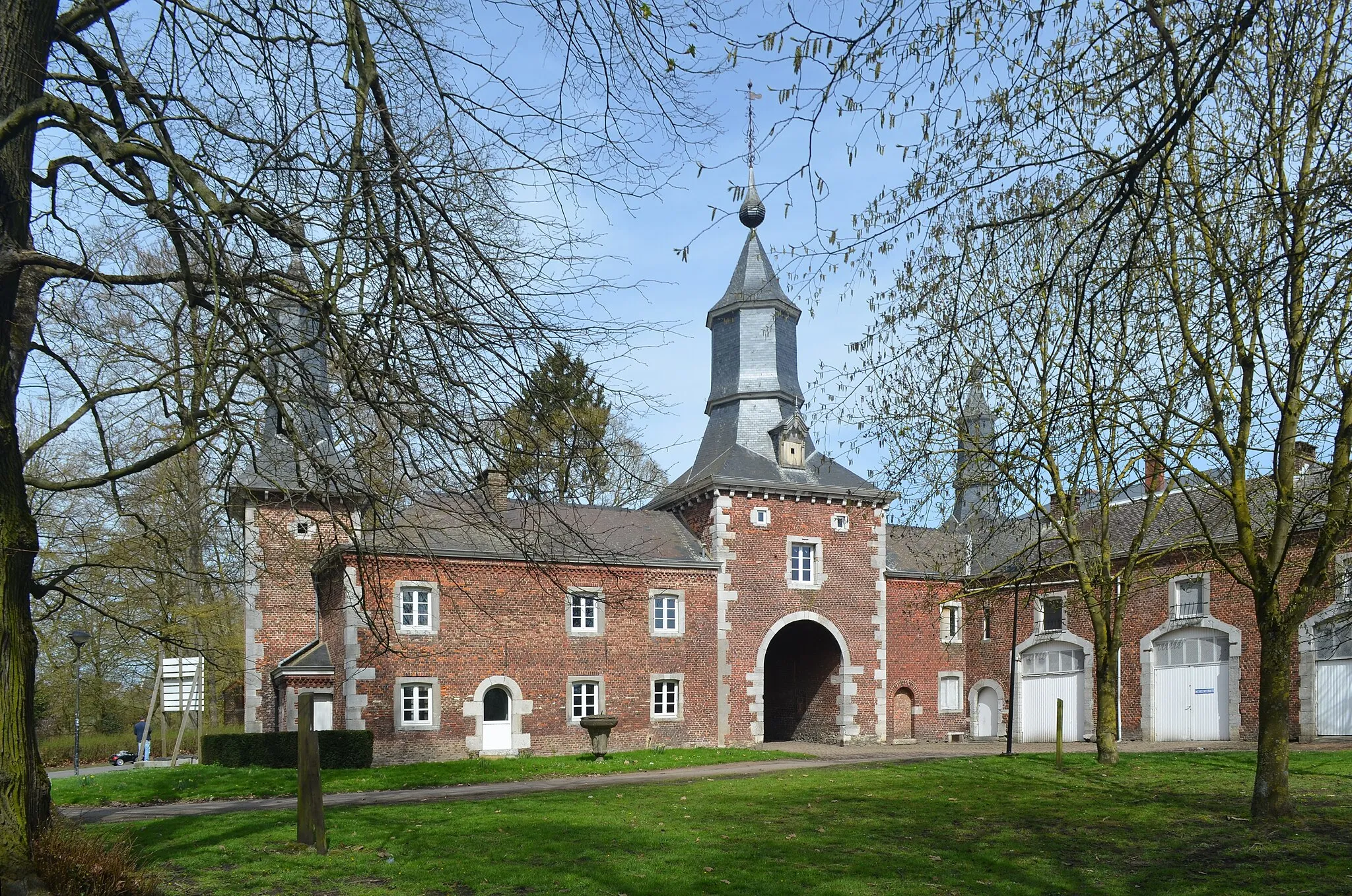 Photo showing: Monceau-sur-Sambre (Charleroi-Belgique) - Château.