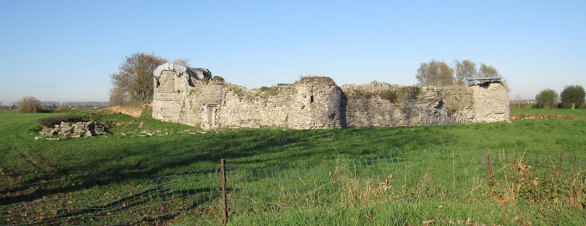 Photo showing: L'ancien château de Néchin.