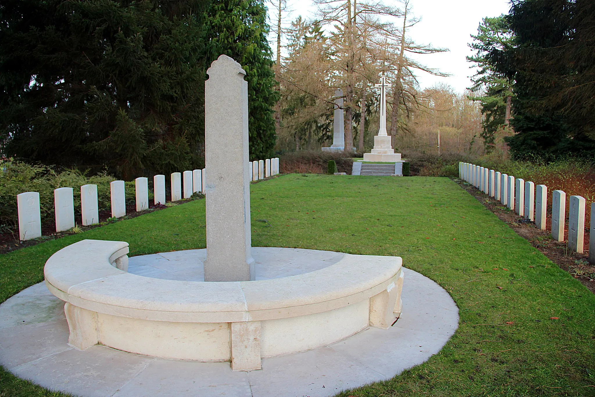 Photo showing: International Military Cemetery (English and German) and British memorial of Saint-Symphorien (Mons)