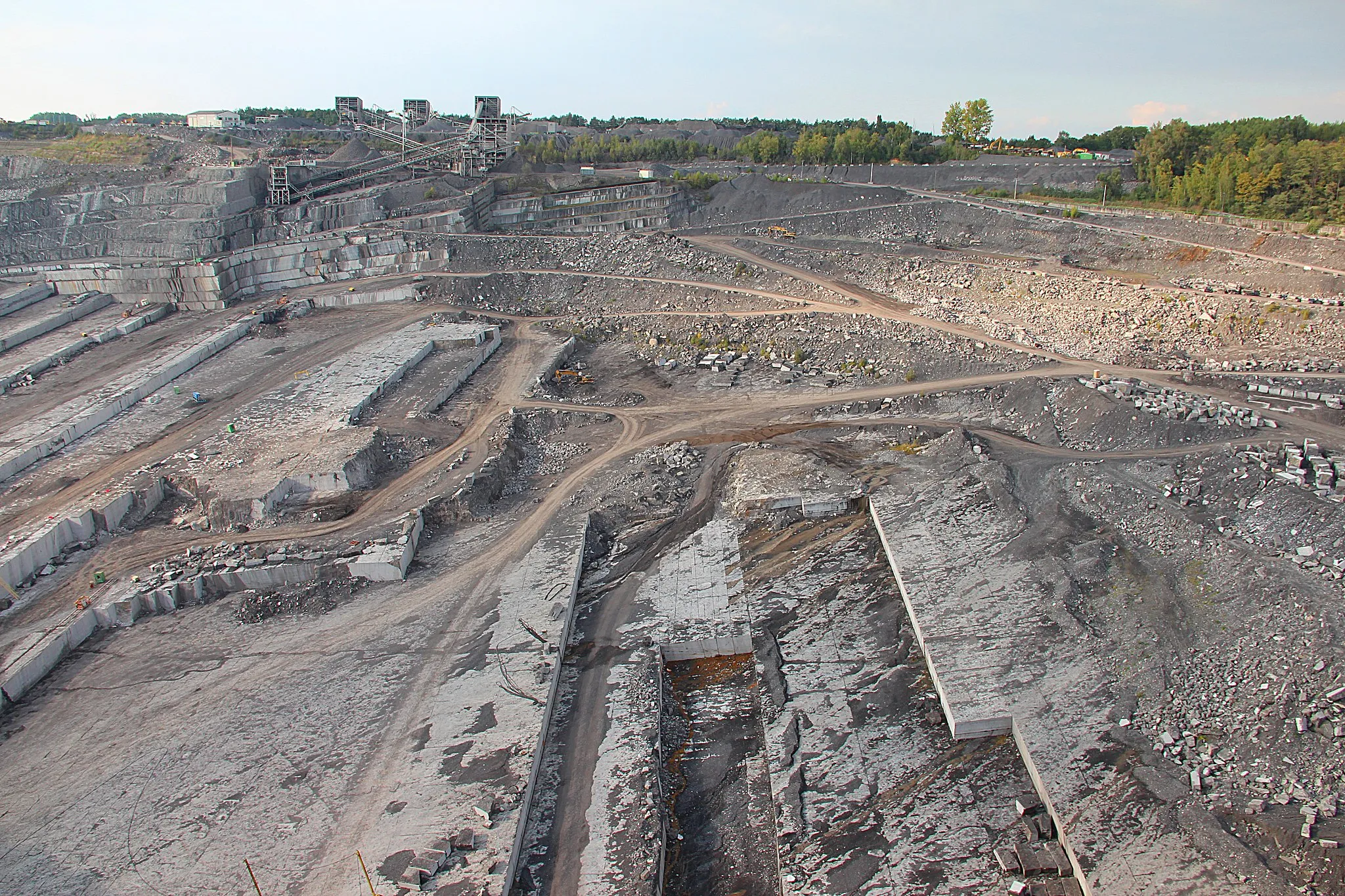 Photo showing: Soignies (Belgium), the site of the Hainaut quarry.