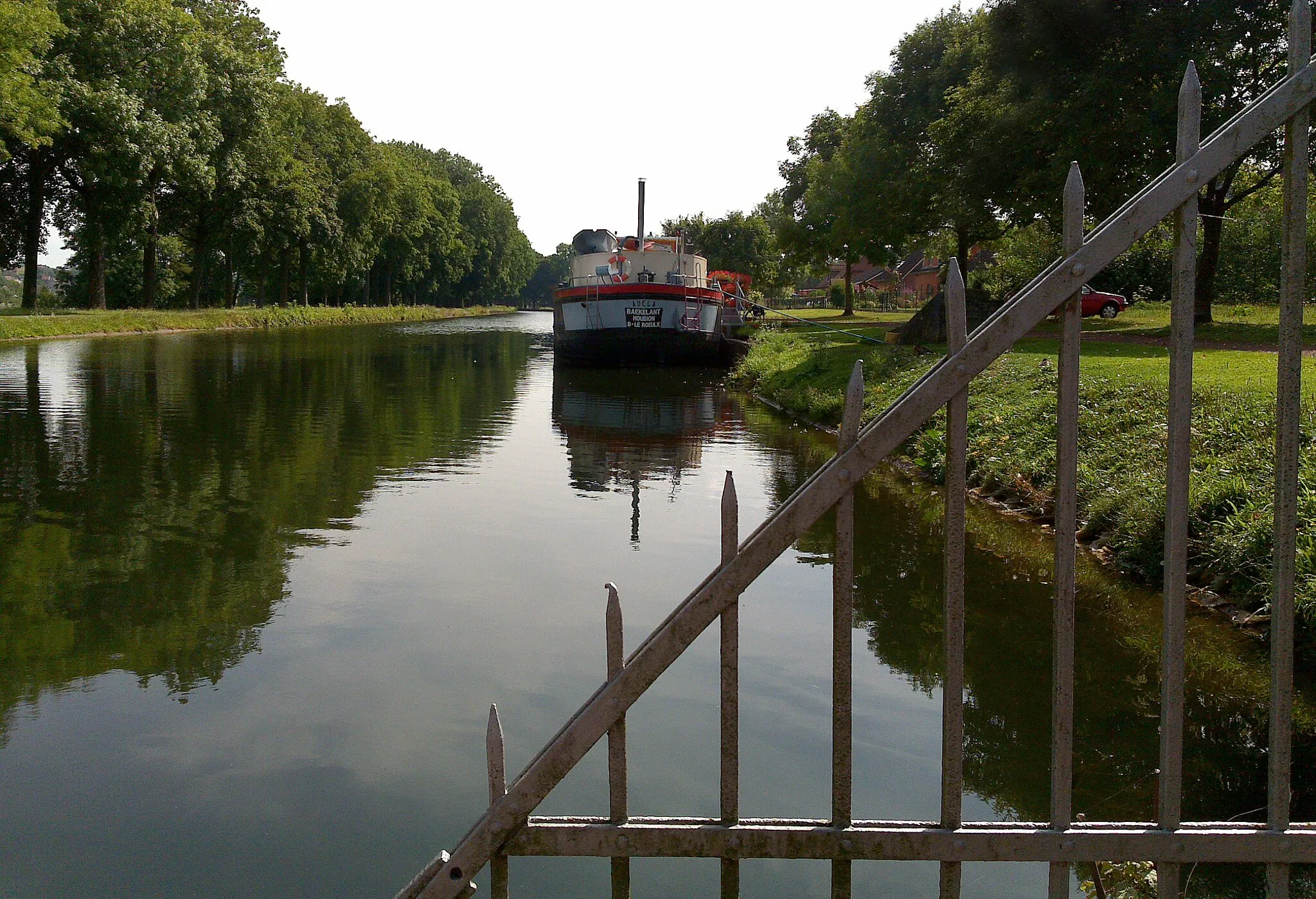 Photo showing: Strépy,the canal