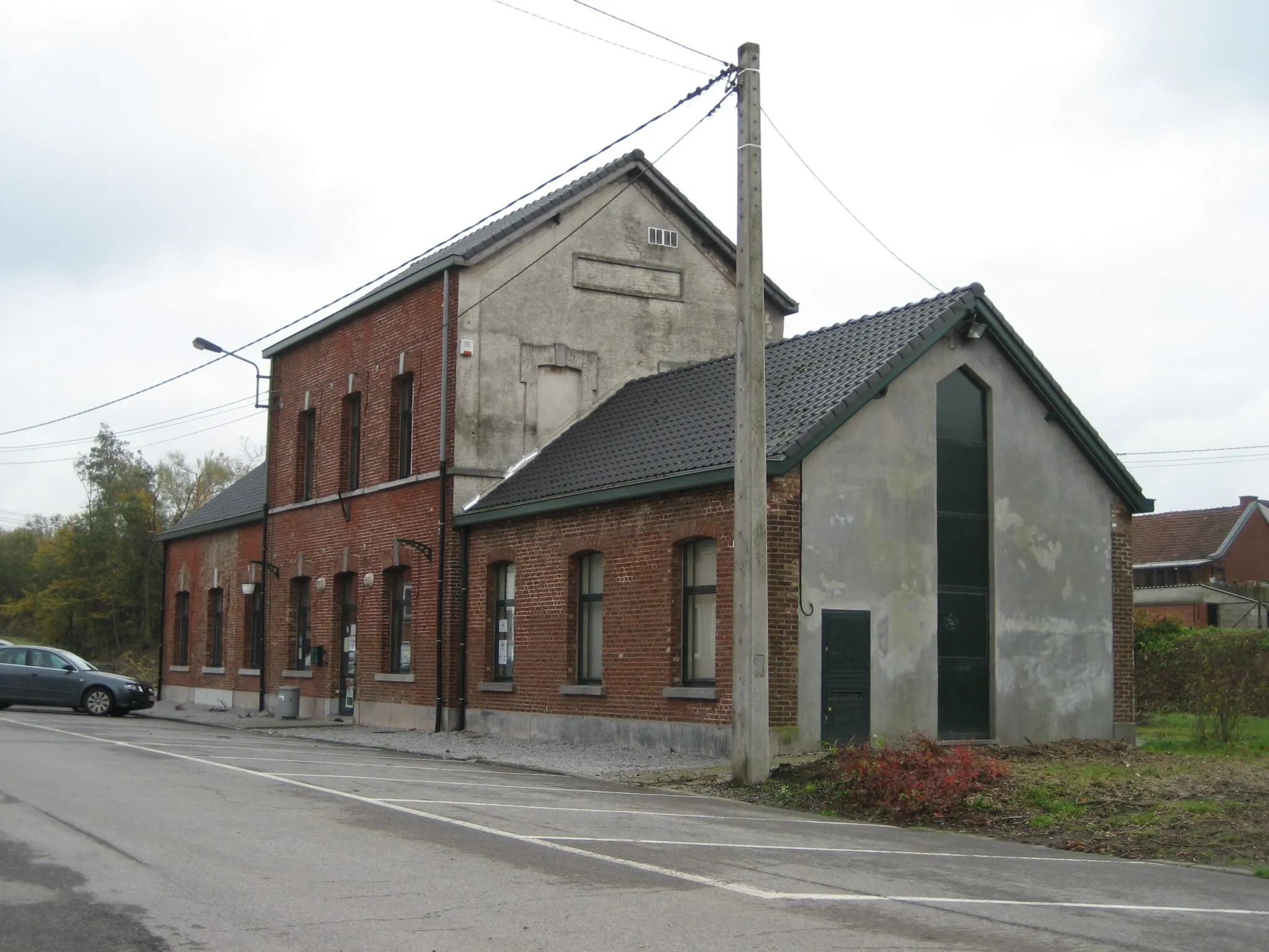 Photo showing: Viesville train station