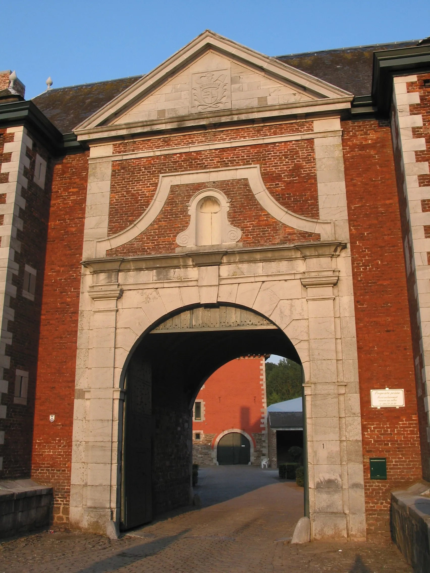 Photo showing: Amay (Belgium), Main porch of the la Paix Dieu abbey (XVII-XVIIIth century).