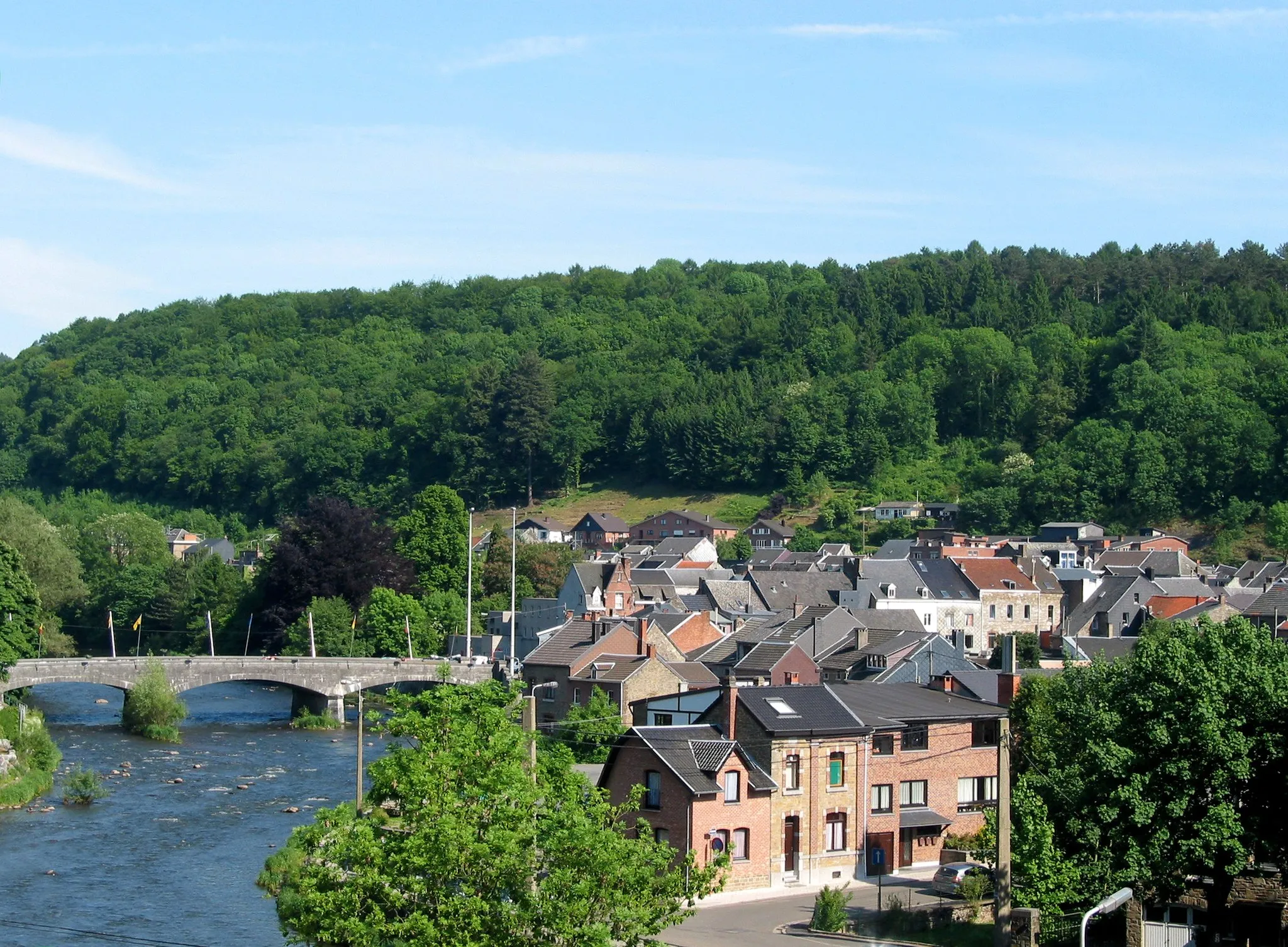 Photo showing: Aywaille (Belgium), the bridge on the Amblève river and the city.