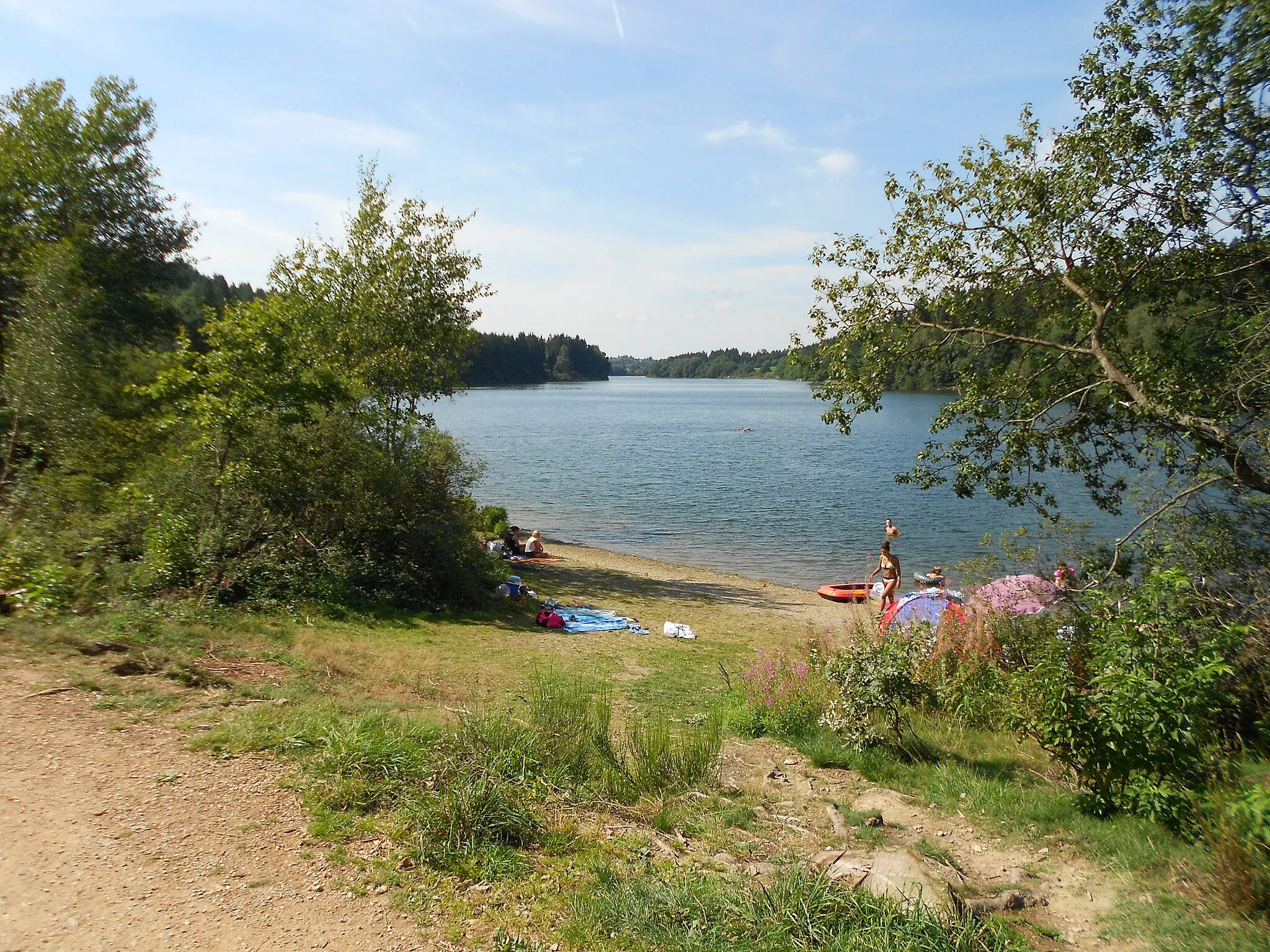 Photo showing: Stuwmeer van Bütgenbach.