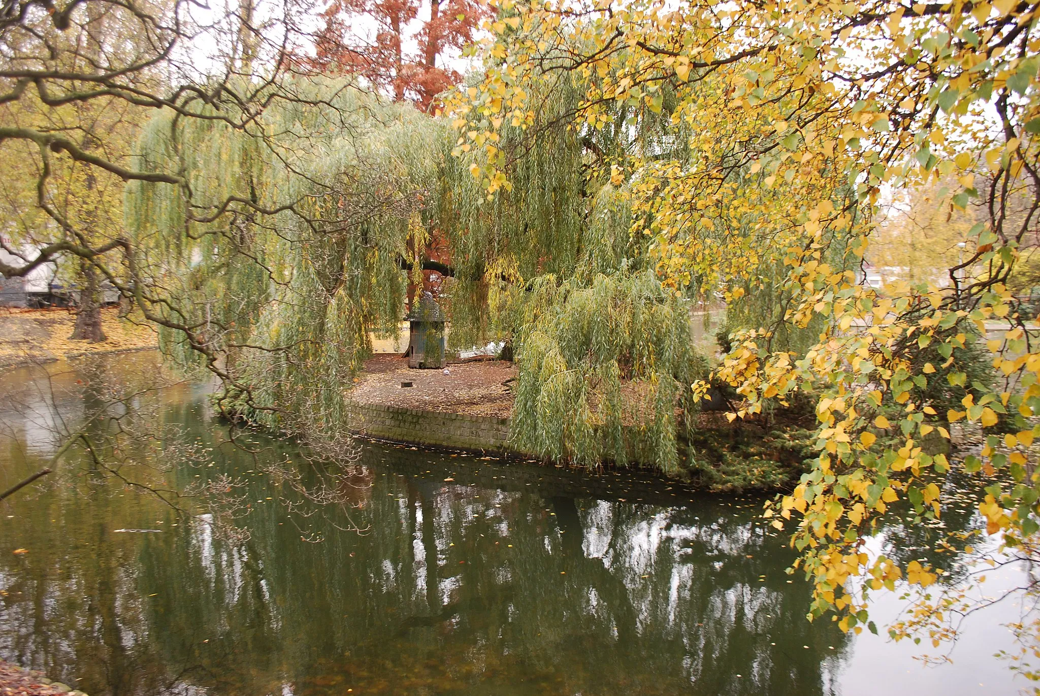 Photo showing: Le parc d'Avroy, à Liège.