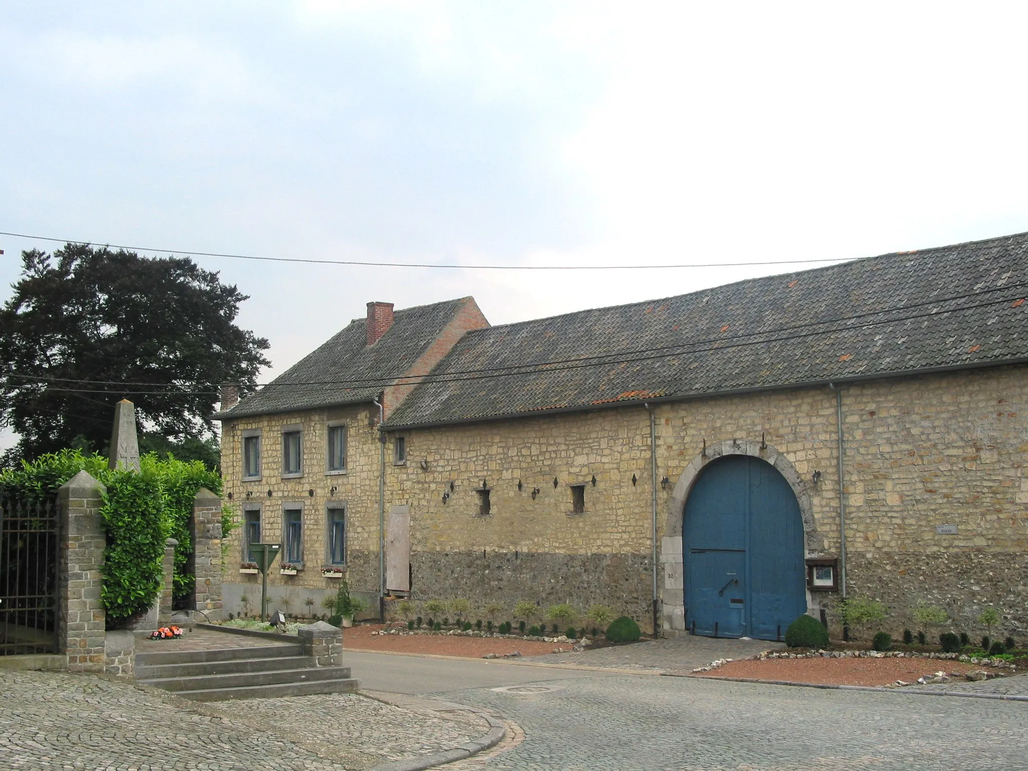 Photo showing: Lincent (Belgium), hesbignonne farm (XVIIIth century).