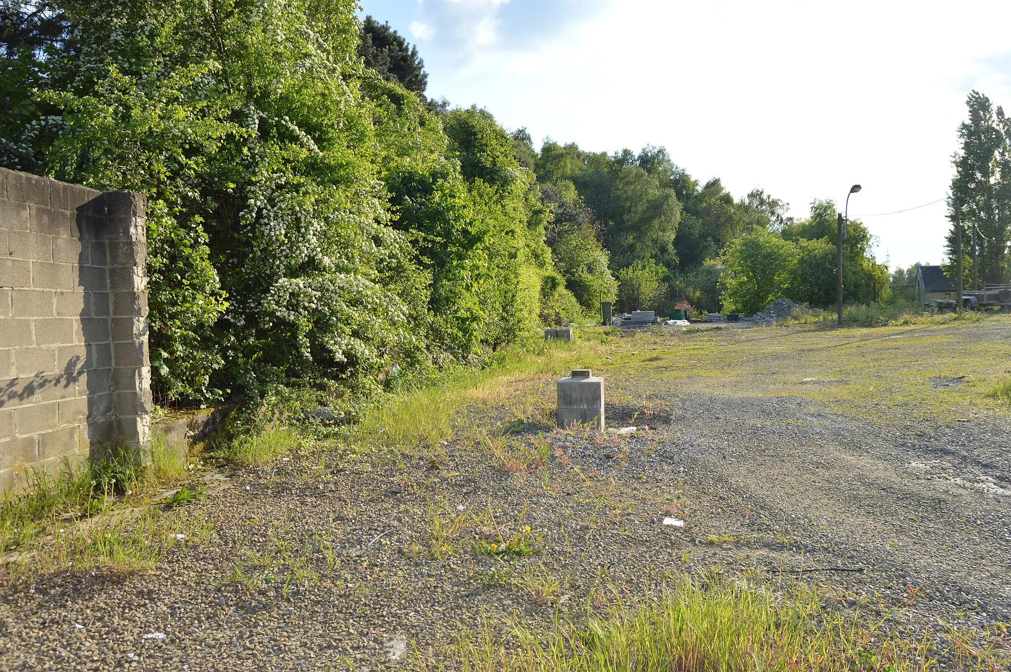 Photo showing: Ancient pit 2 of the Quatre-Jean coal mine in Beyne-Heusay, Belgium