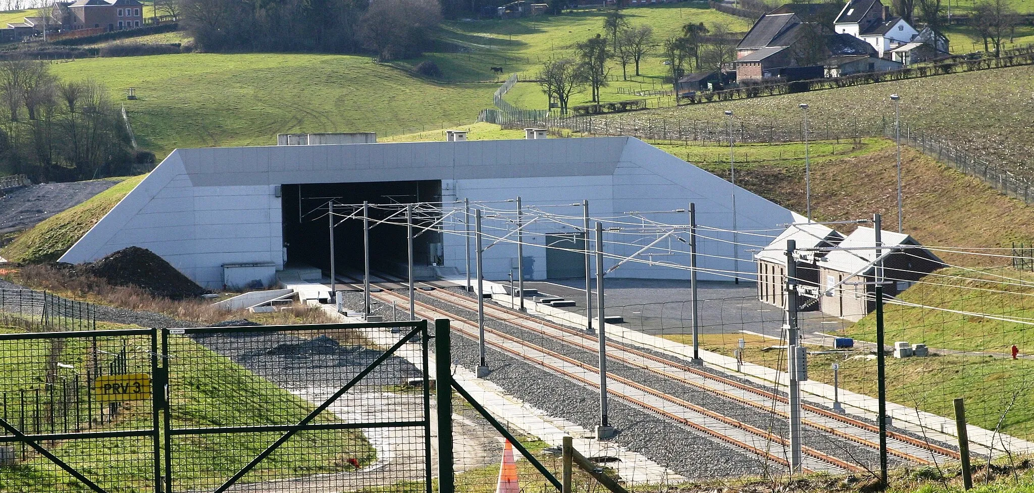 Photo showing: Eastern portal of the Soumagne Tunnel near Soumagne