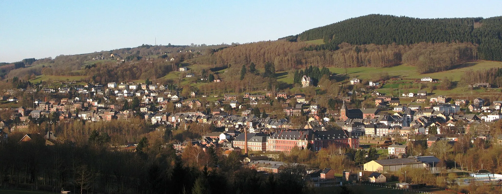 Photo showing: Stavelot vum Chemin du Château aus gesinn. Dezember 2008.