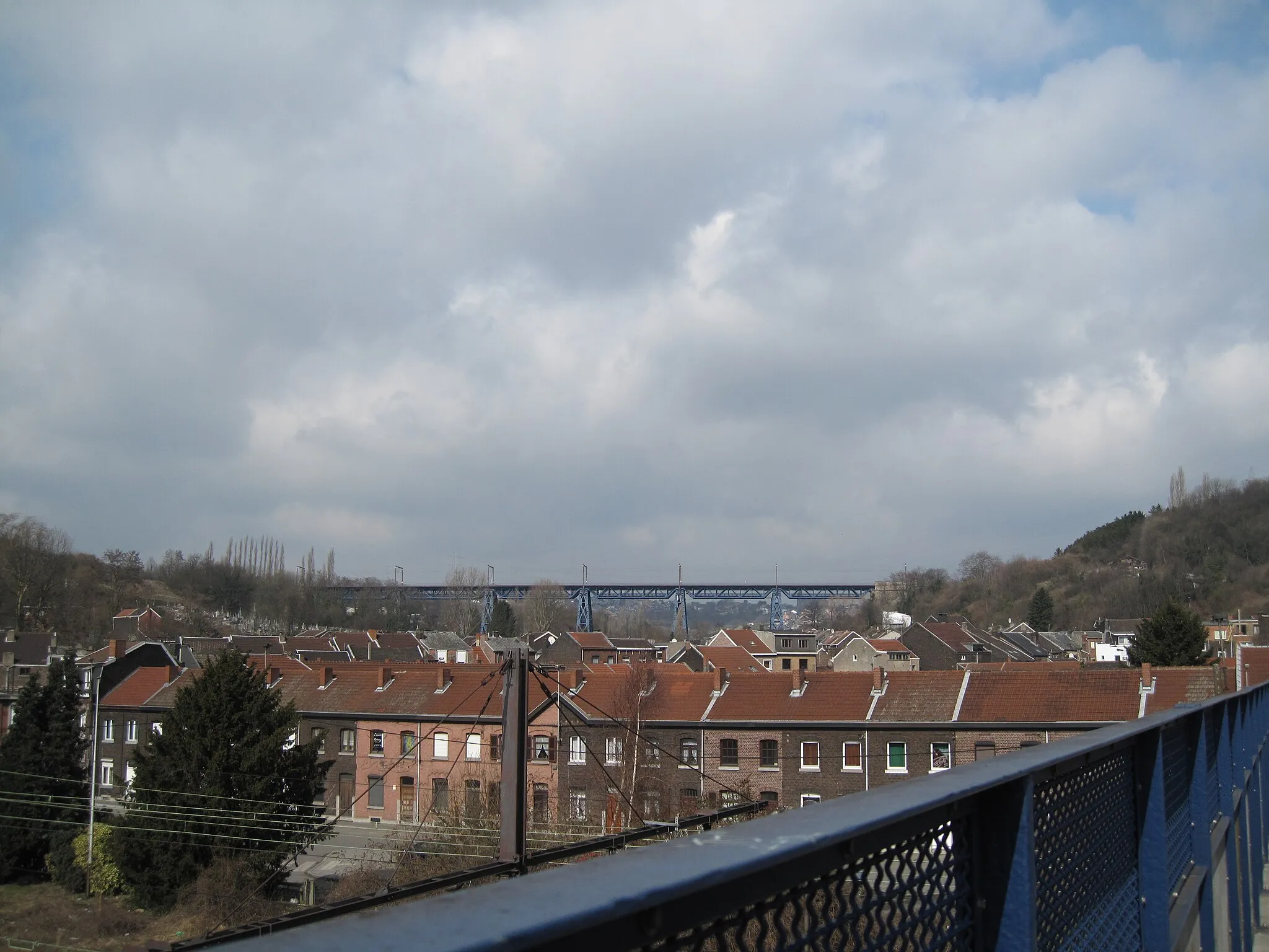 Photo showing: Tilleur et le pont du Horloz à partir de la Passerelle du chemin de fer