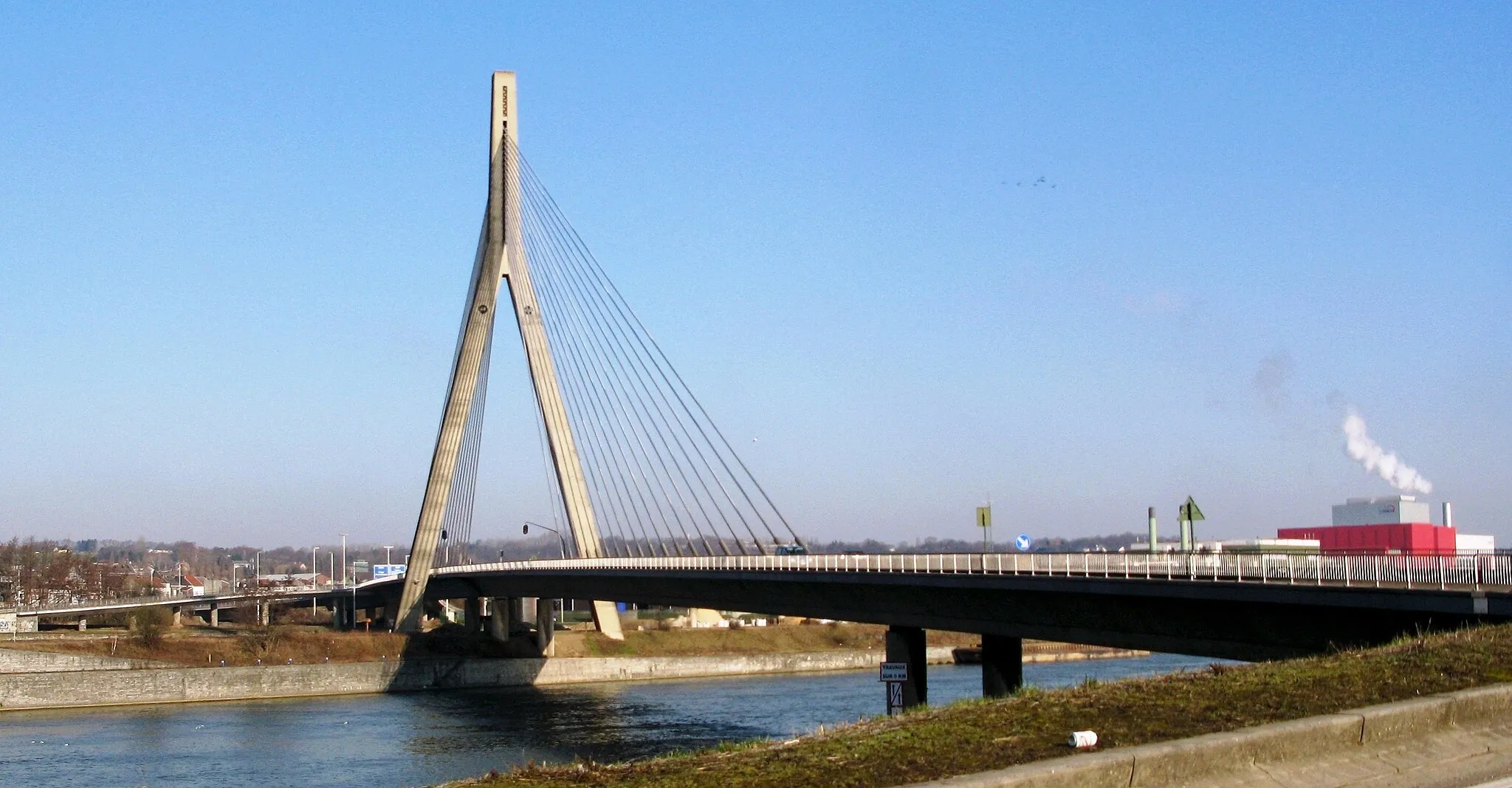 Photo showing: Pont de Wandre