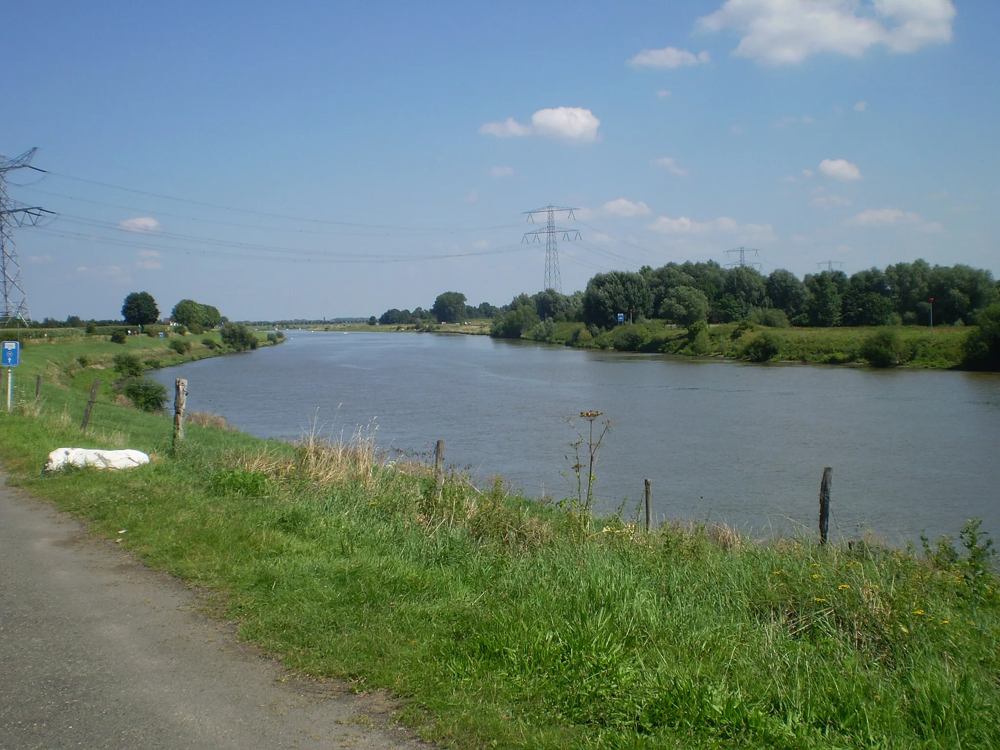 Photo showing: The Meuse River near Ophoven (Kinrooi)