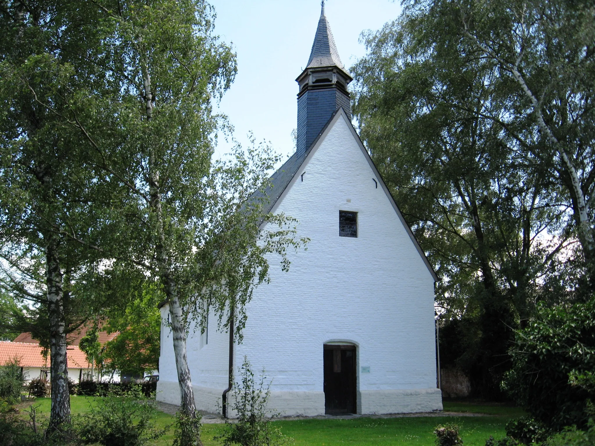 Photo showing: Chapel of the Annunciation to Mary in Roman style from 13th century in Spalbeek, Limburg, Belgium