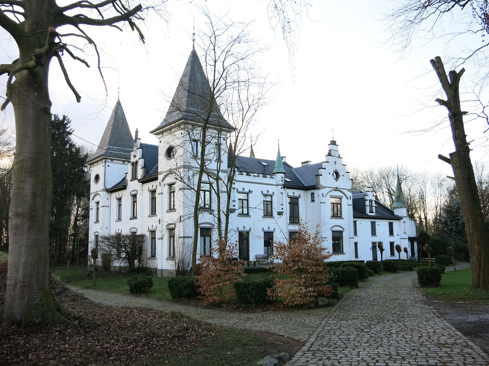 Photo showing: Kasteel Hoogveld in Vliermaal, Kortessem. 19de eeuw