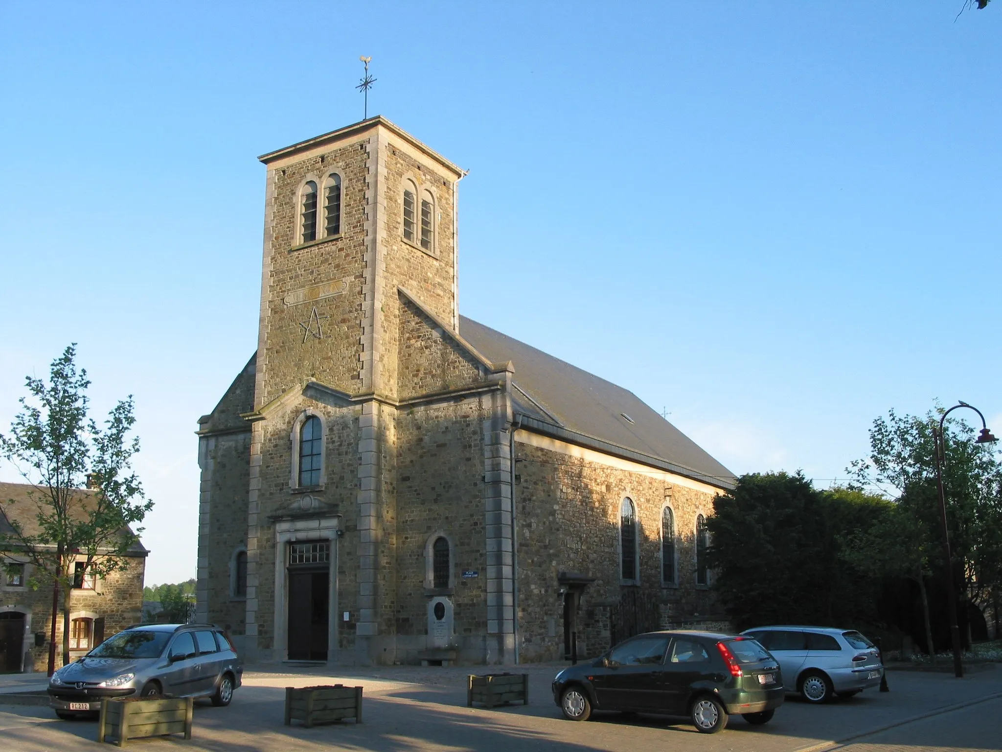 Photo showing: Érezée, Belgium: St. Lawrence's church.