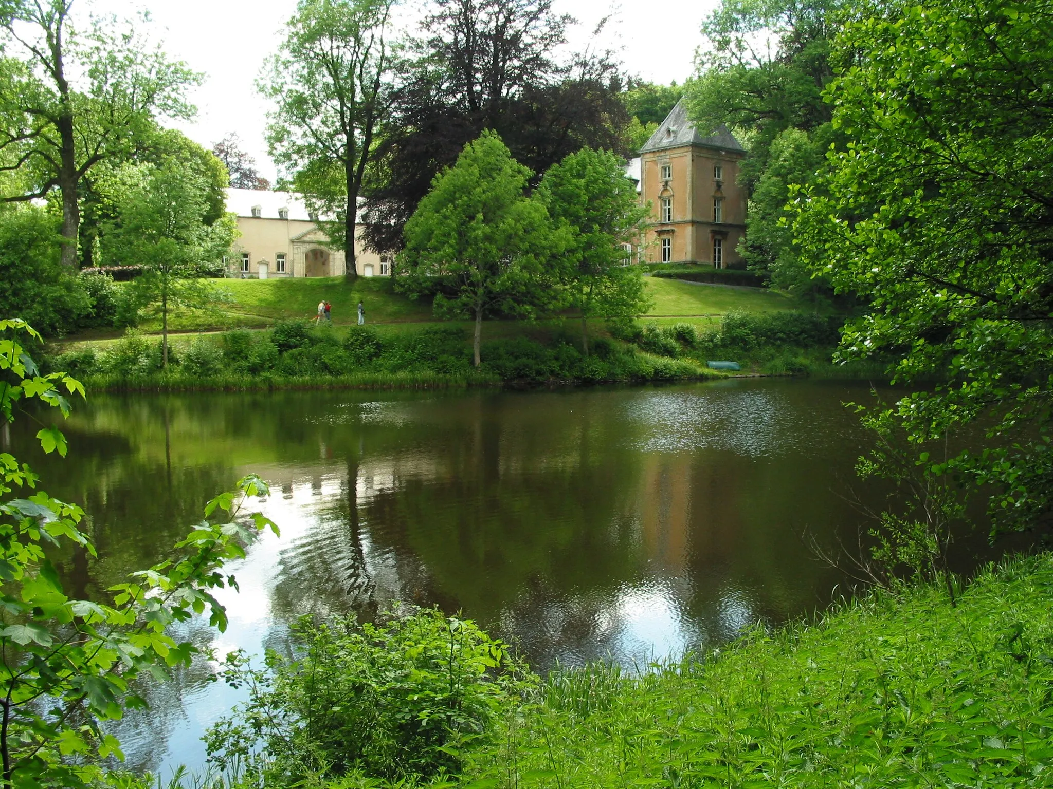 Photo showing: Habay-la-Neuve (Belgium), the « Pont d’Oye » castle.