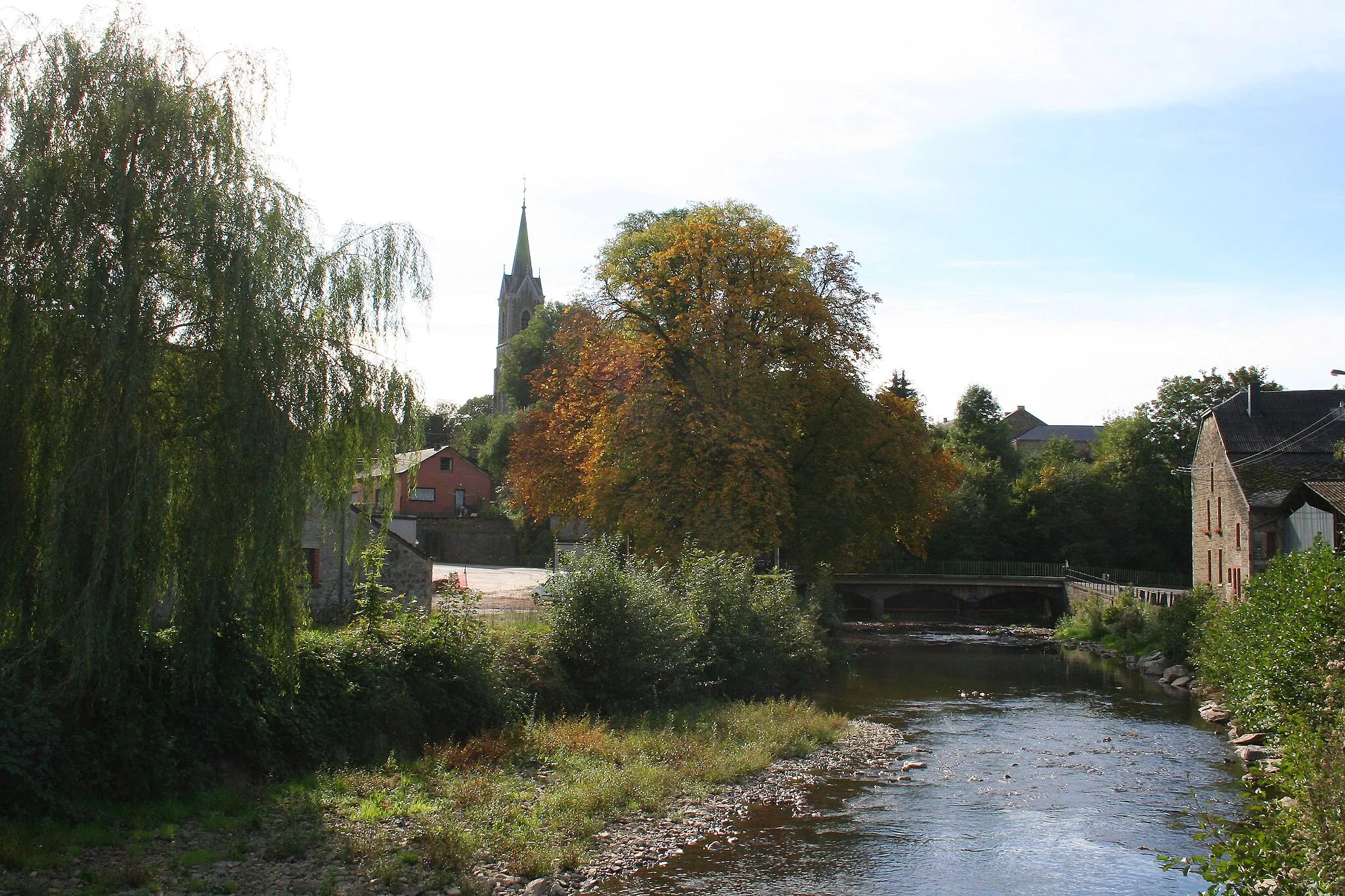 Photo showing: On (Q2022265) (Belgium), the Wamme (Q2150592) and the village.