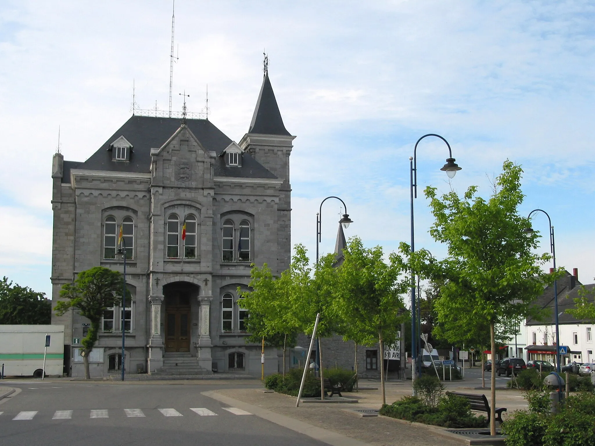 Photo showing: Wellin (Belgium), the town hall (19th century).