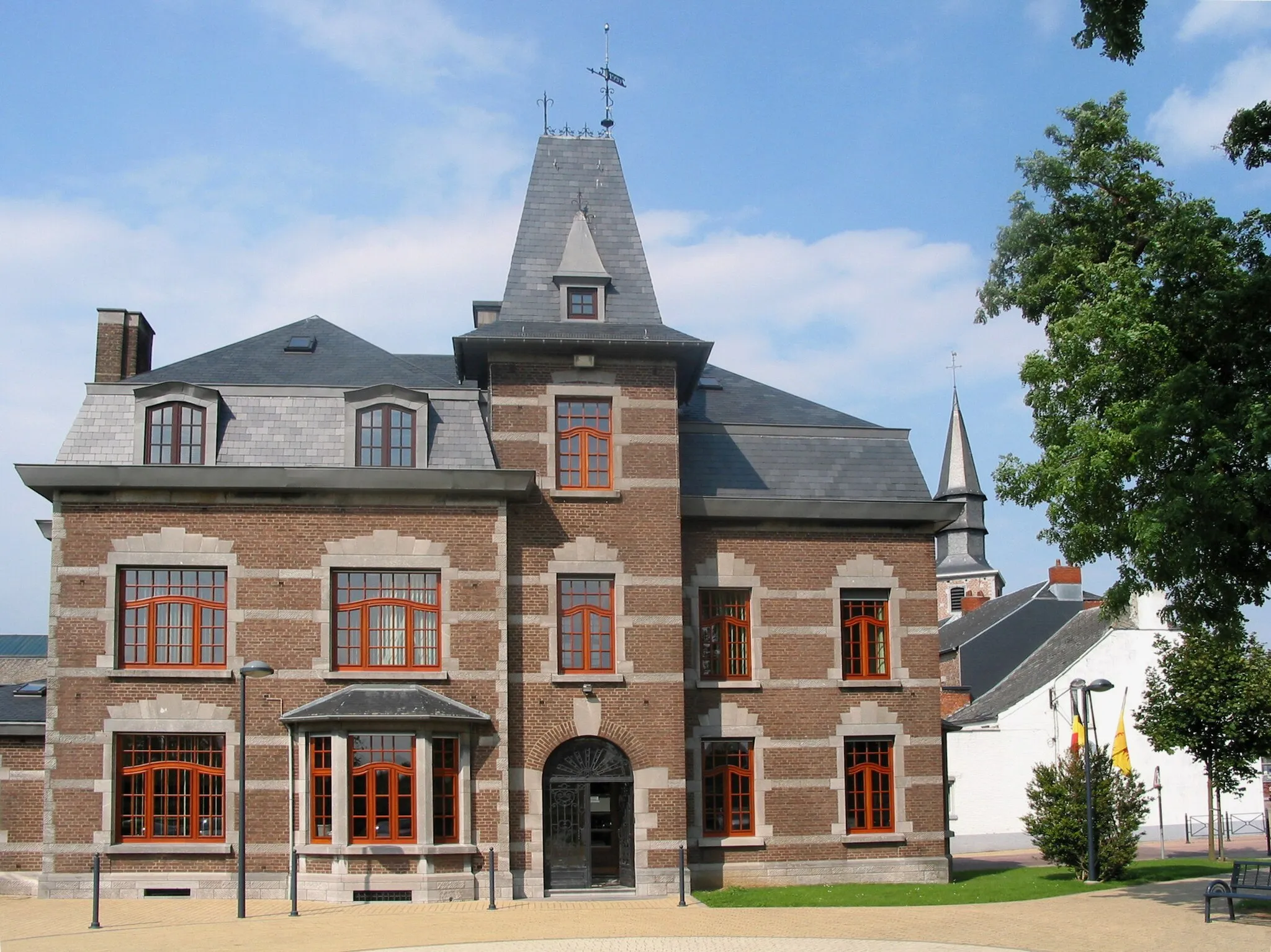 Photo showing: Éghezée (Belgium), the town hall.