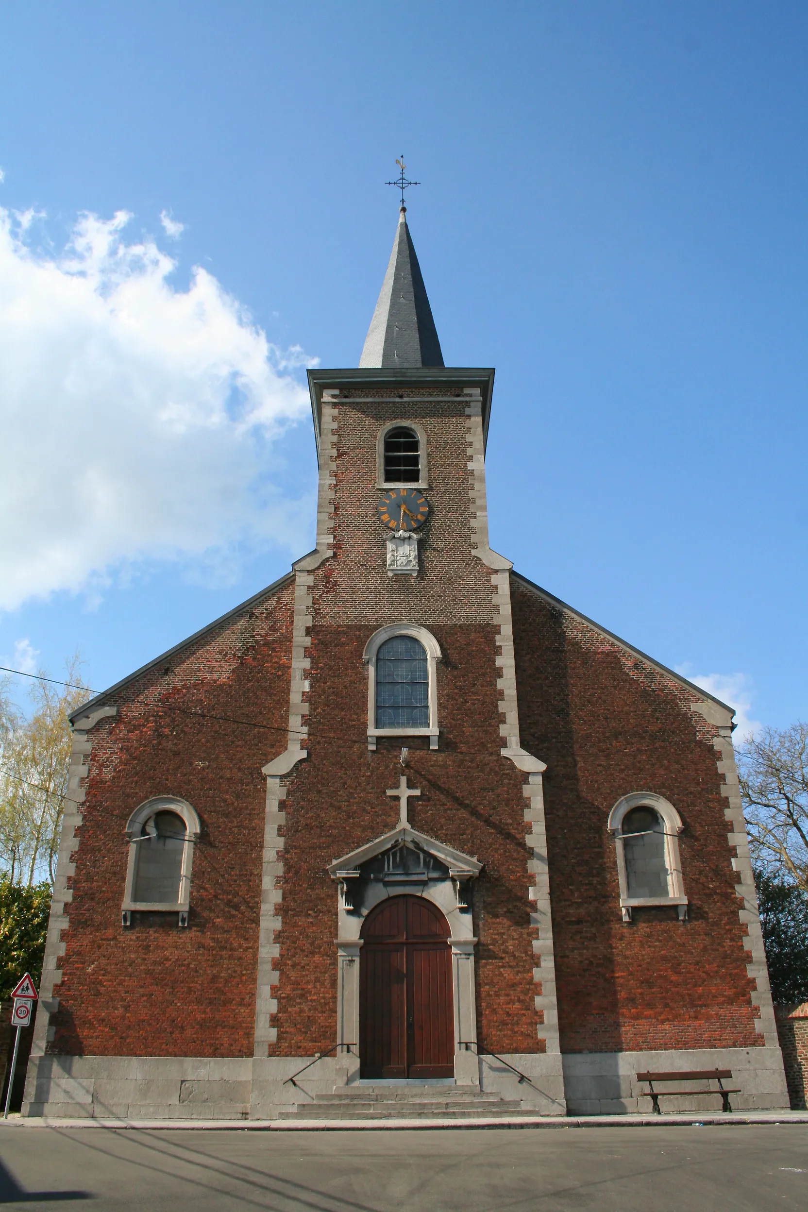 Photo showing: Ham-sur-Sambre, the church of Saint Victor (1852).