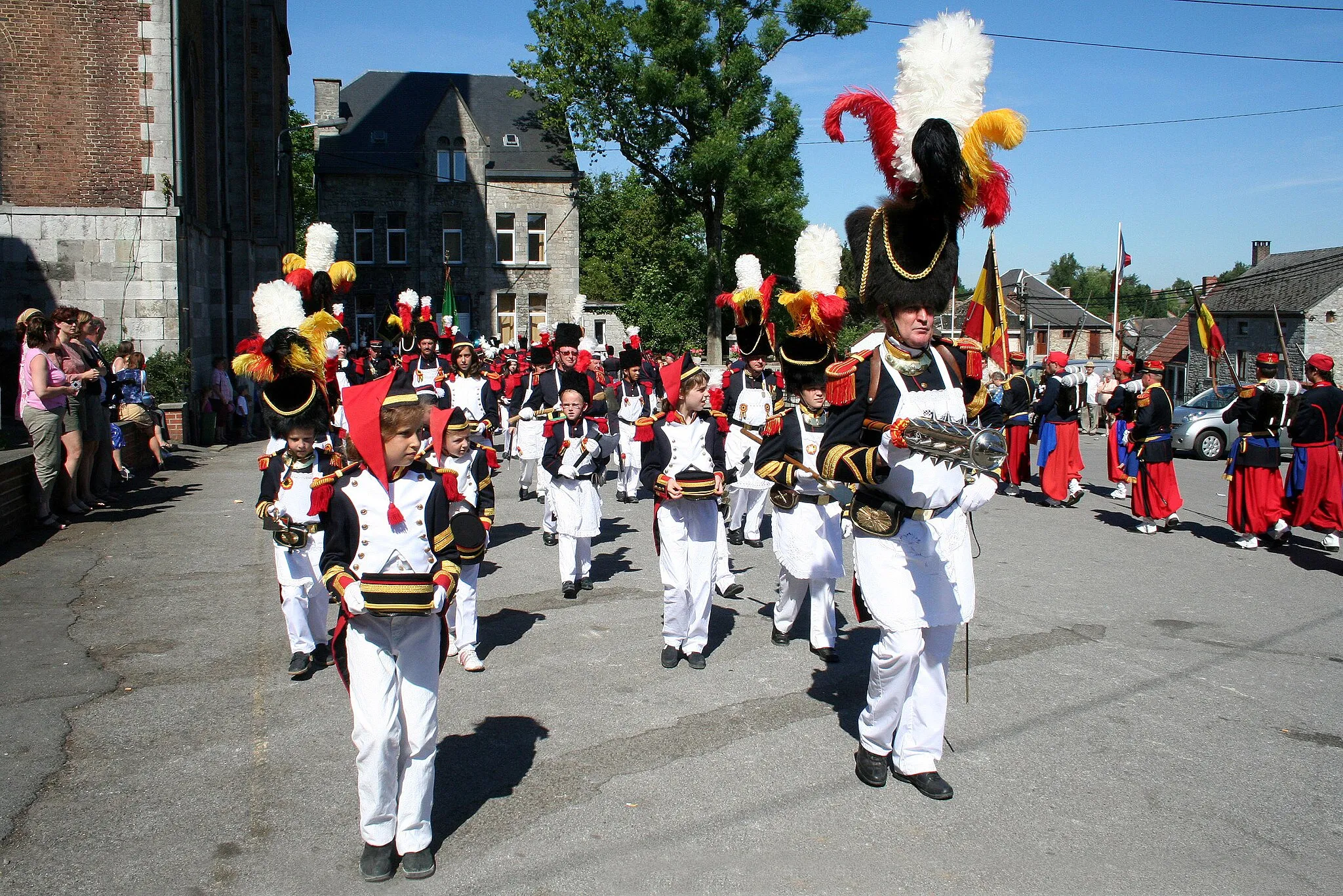 Photo showing: Morialmé (Belgium), the grenadiers and the zouaves of the St. Peter procession.