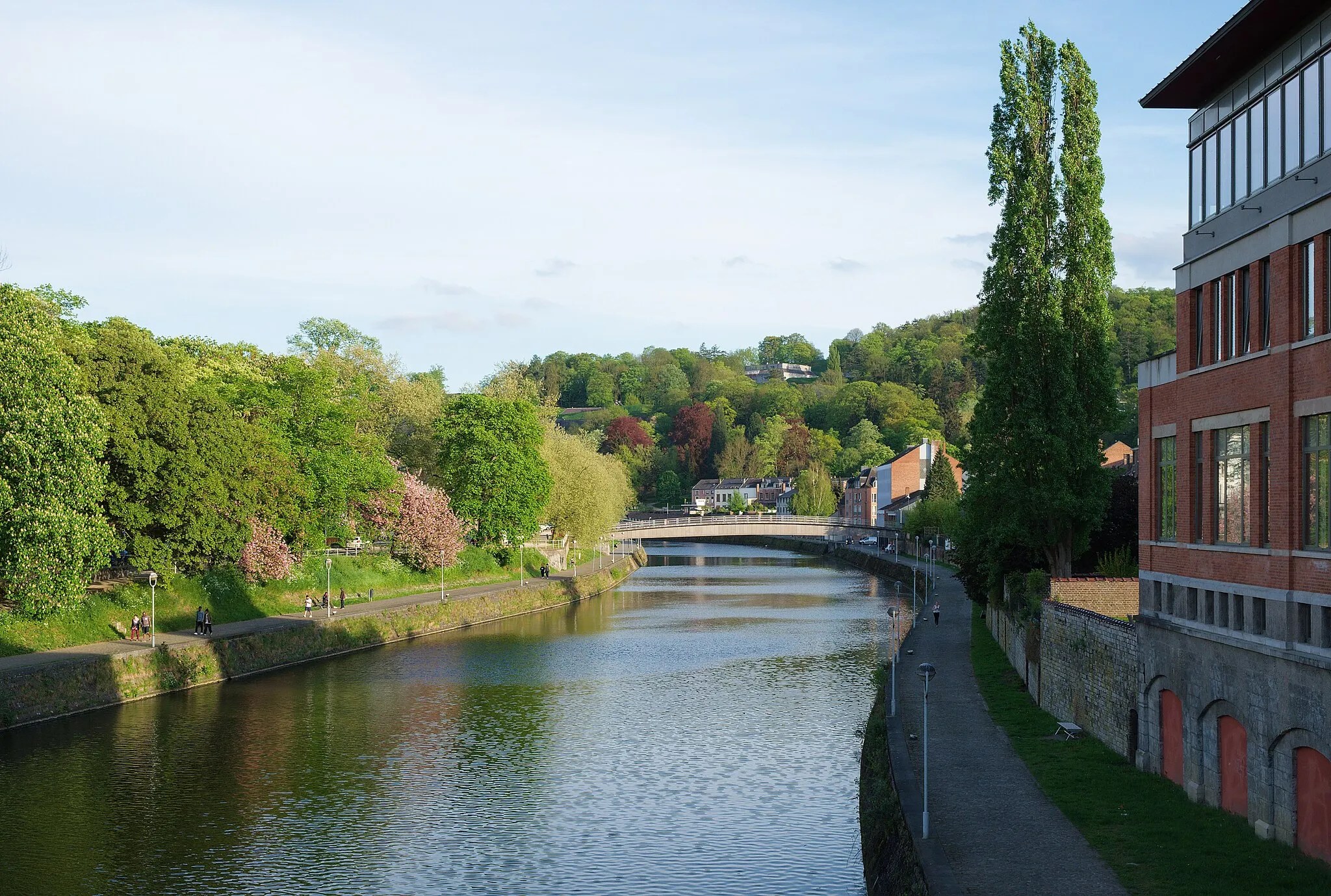 Photo showing: La Sambre in Namur viewed from Quai de l'Abbaye