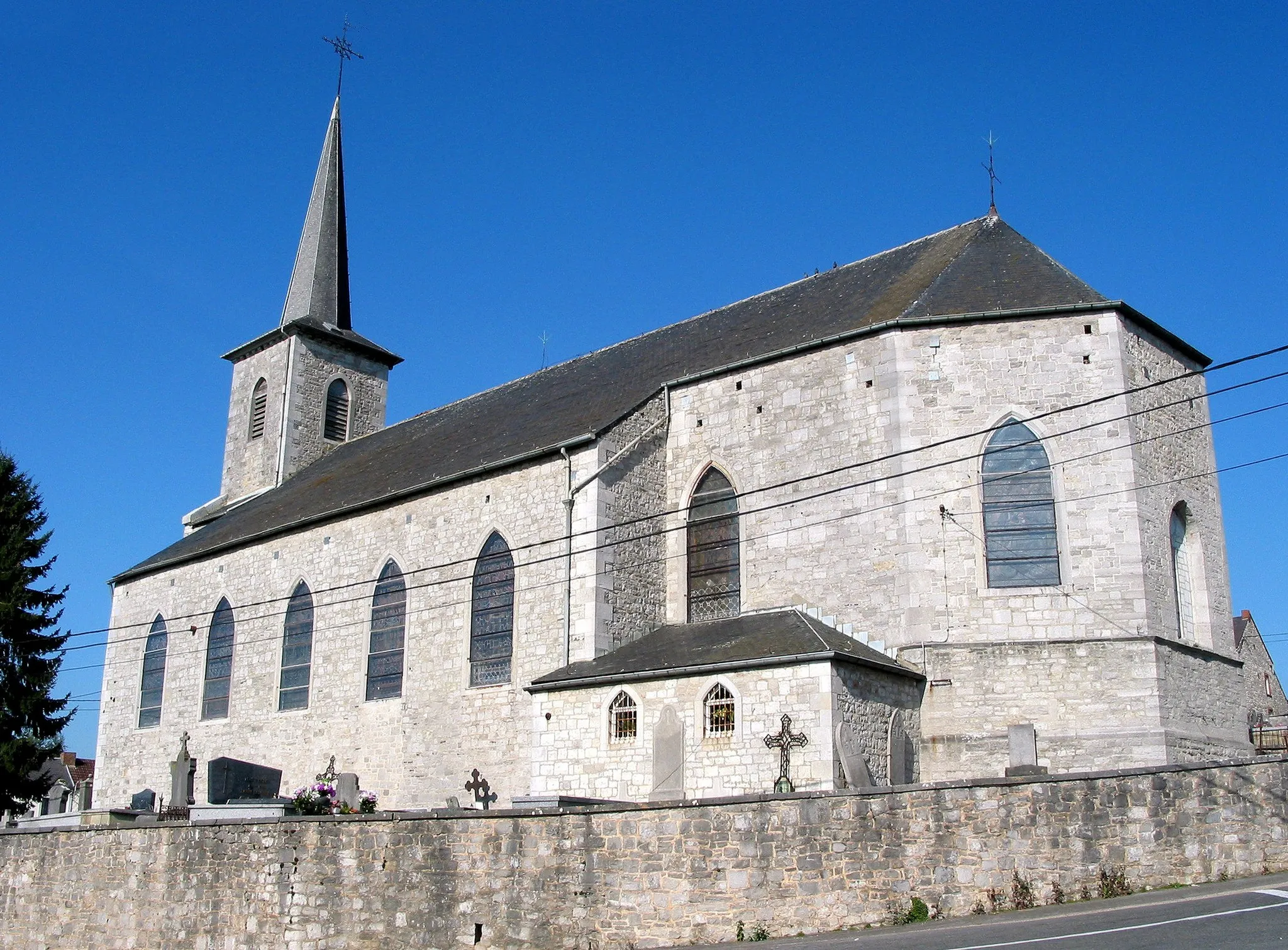 Photo showing: Onhaye (Belgium), the Saint Martin’s church (1808).
