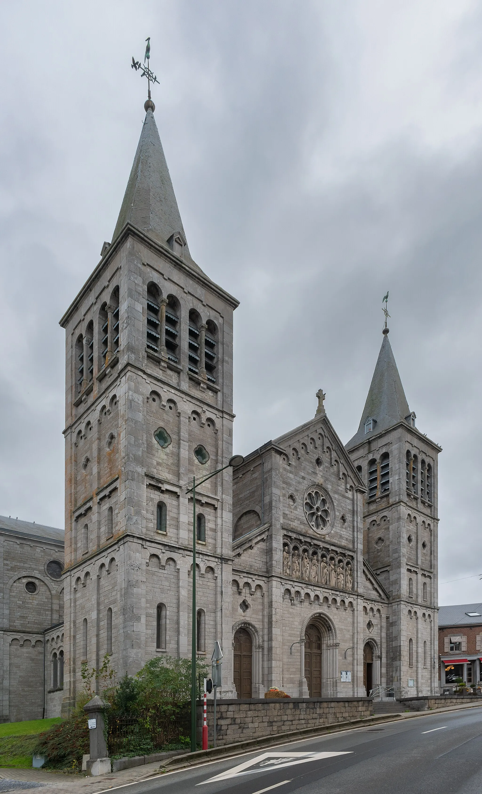 Photo showing: Church of the Visitation in Rochefort, Namur Province, Belgium