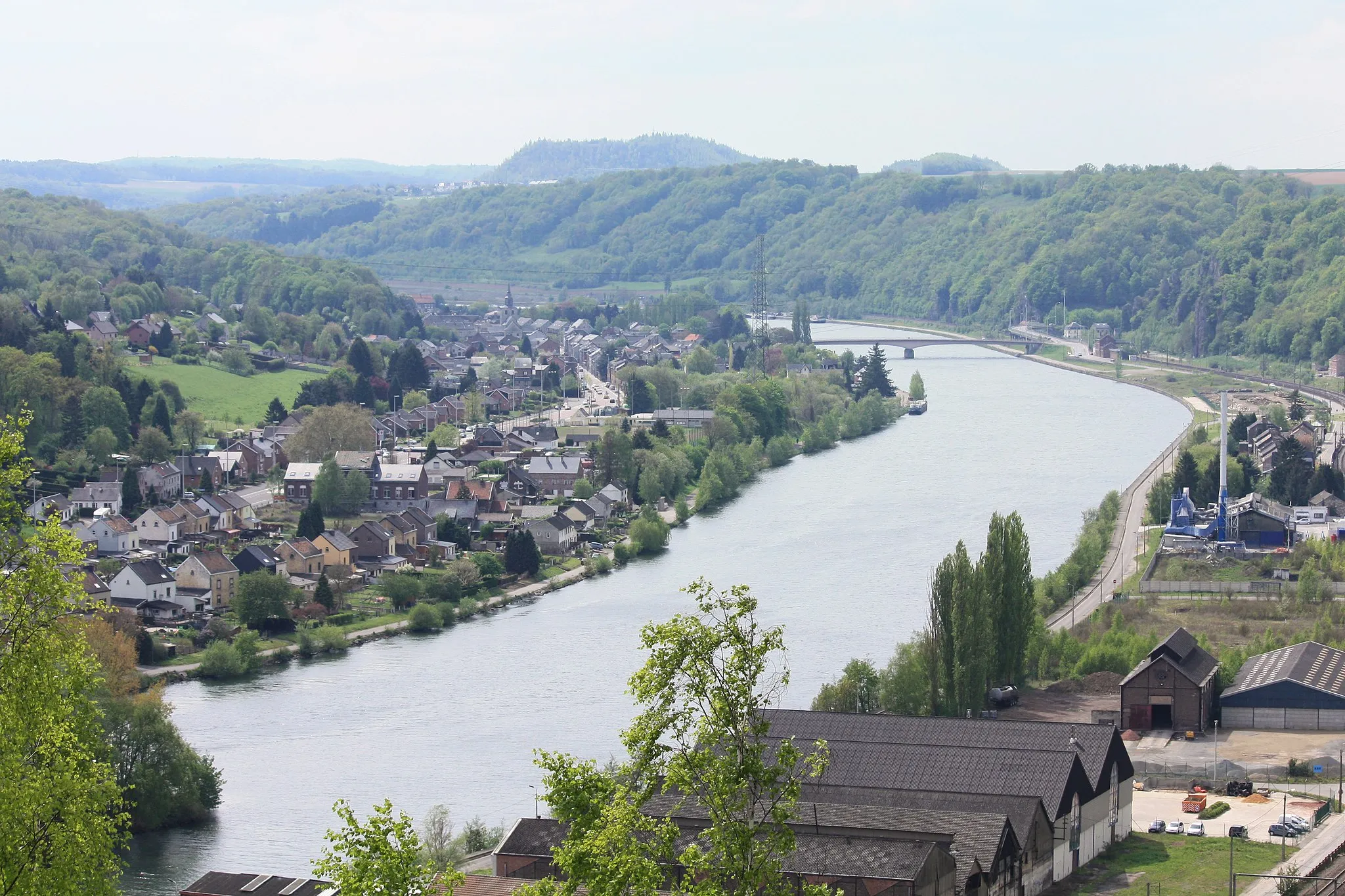 Photo showing: Sclayn, Belgium. View from the natural reserve of Sclaigneaux.