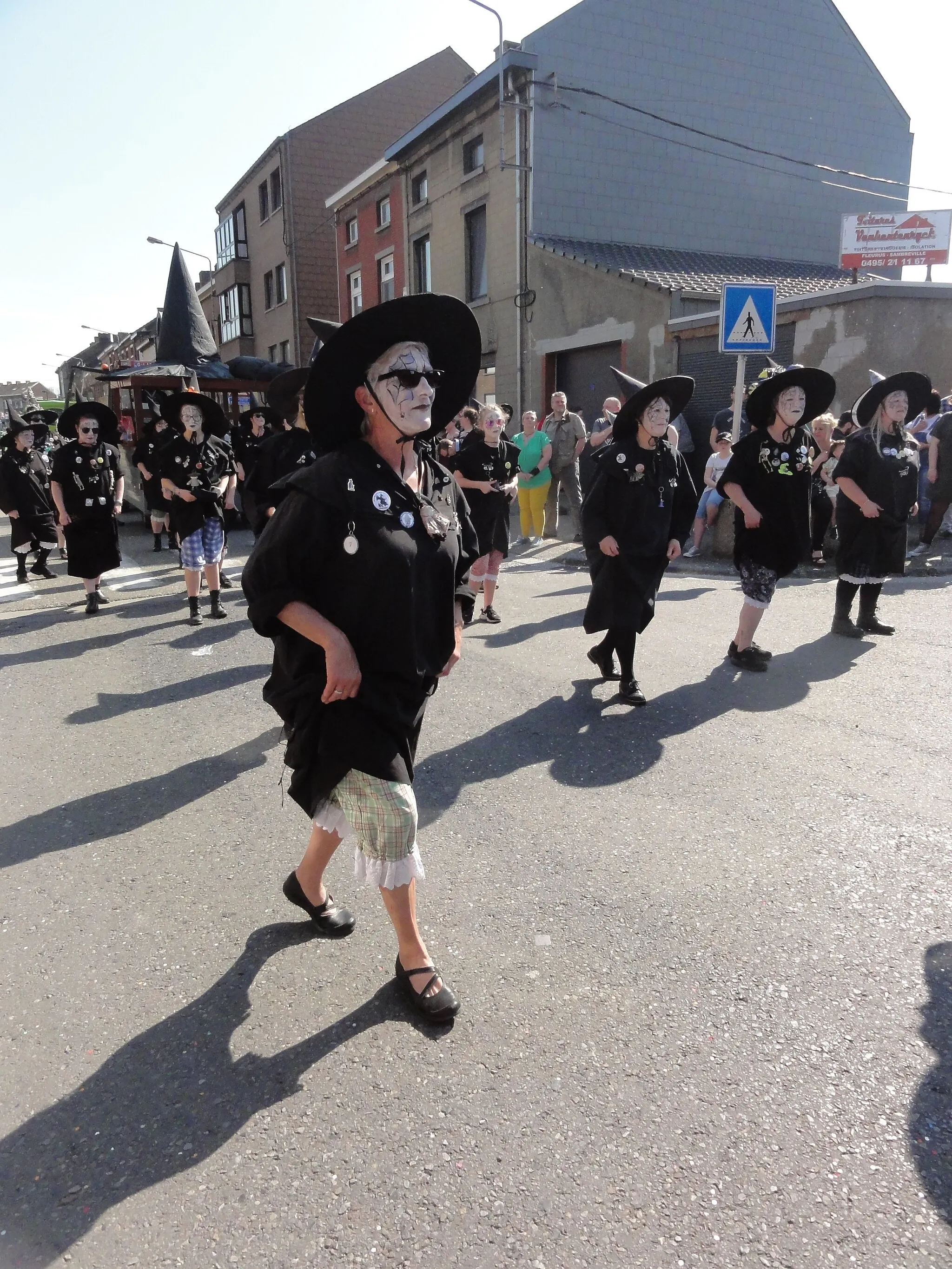 Photo showing: 139ème Cavalcade de Fleurus 2019  : les Macrales des bachères de Tamines