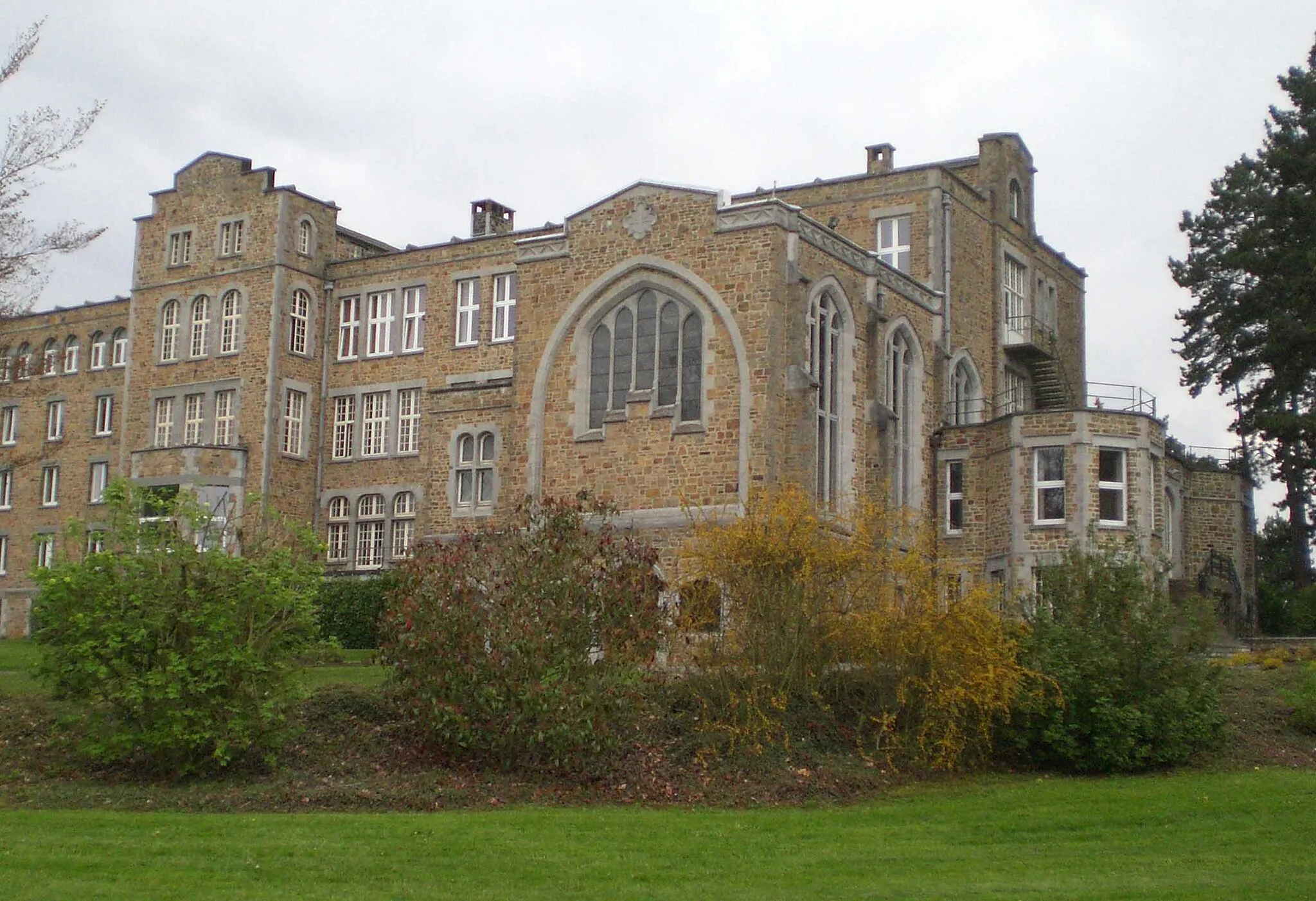 Photo showing: Centre spirituel ignatien "La Pairelle", Wépion (Belgique). Extérieur