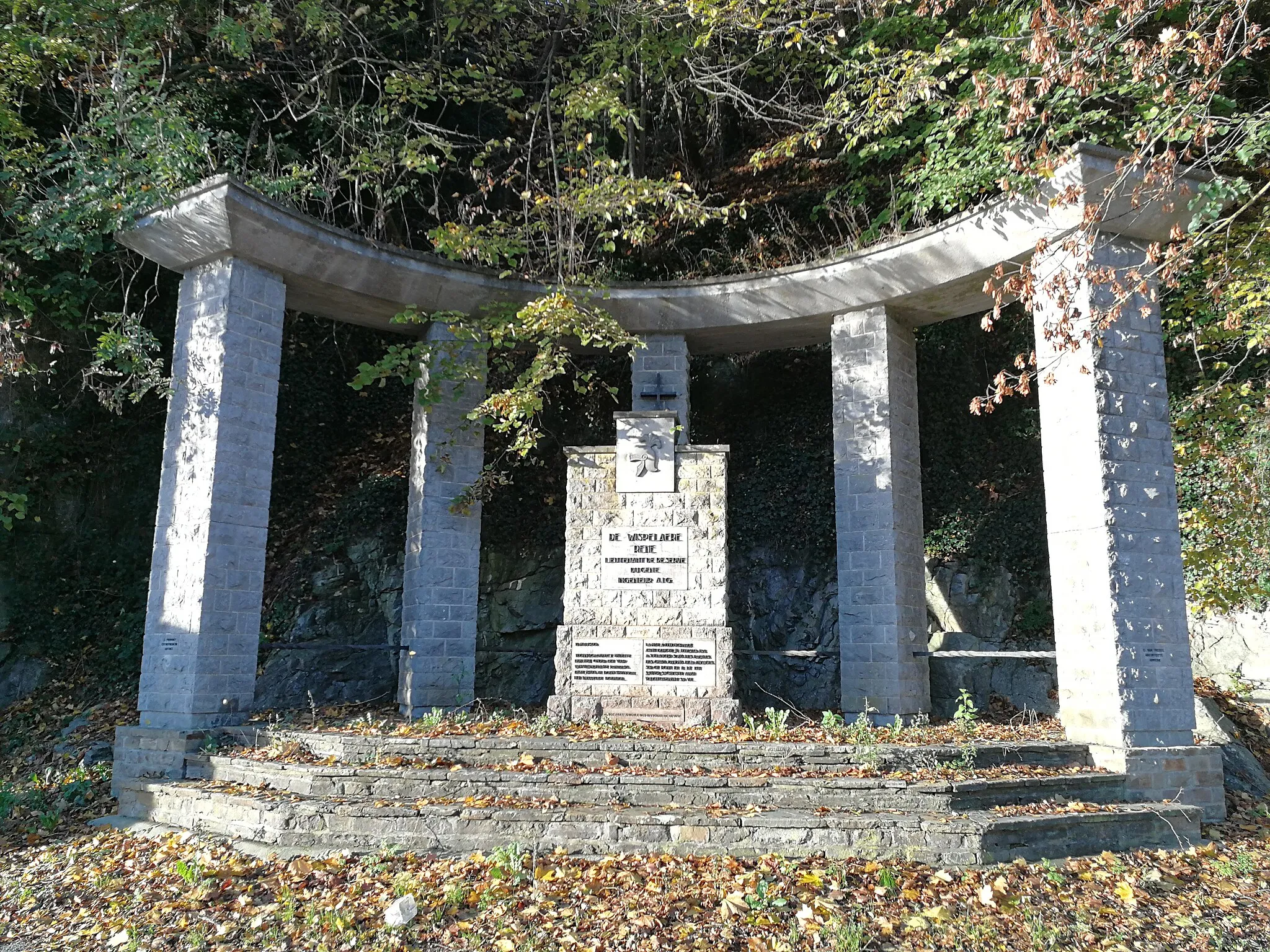 Photo showing: This photo of immovable heritage has been taken in the Walloon Region