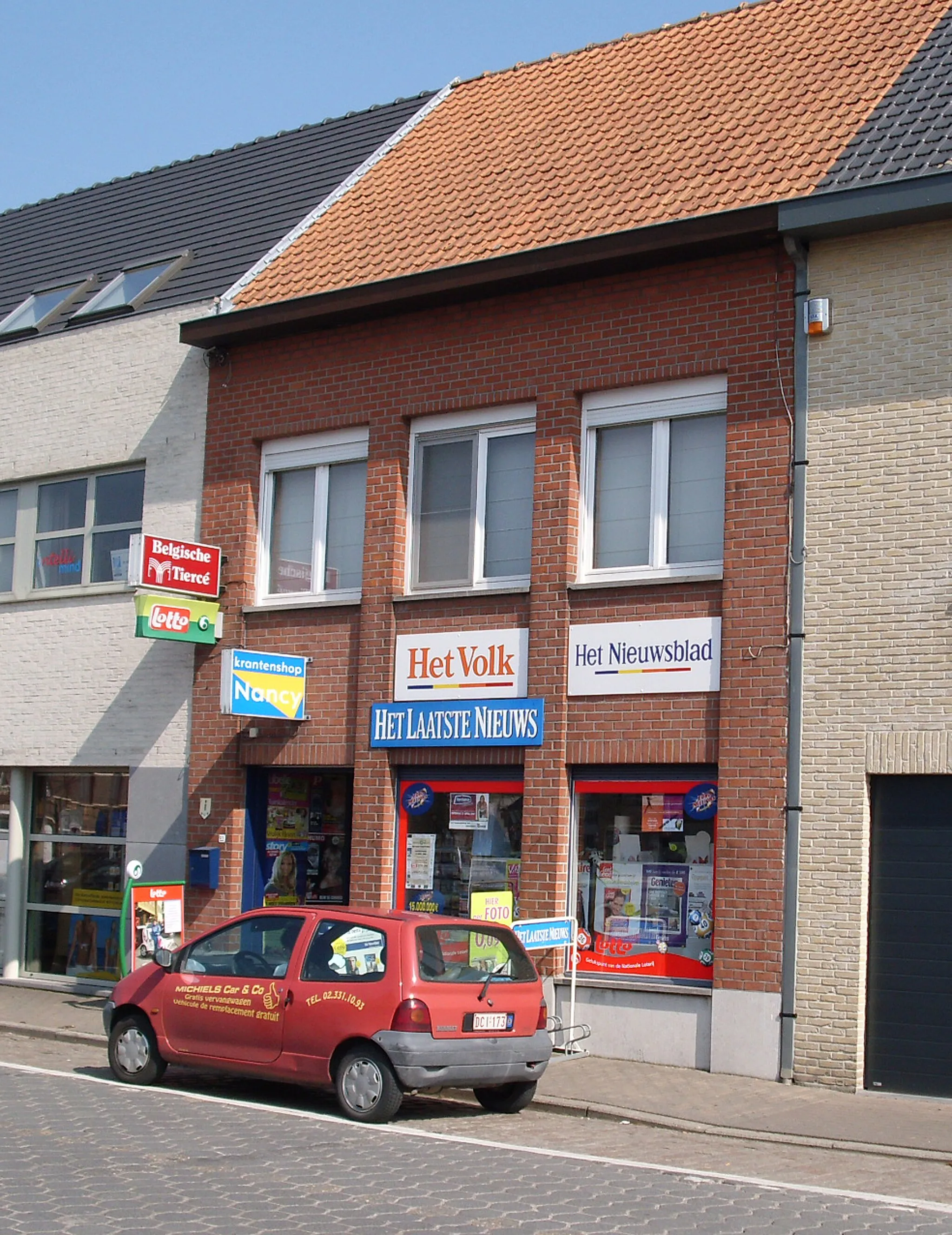 Photo showing: Krantenwinkel in Asper - Gavere - Oost-Vlaanderen - Vlaanderen - België