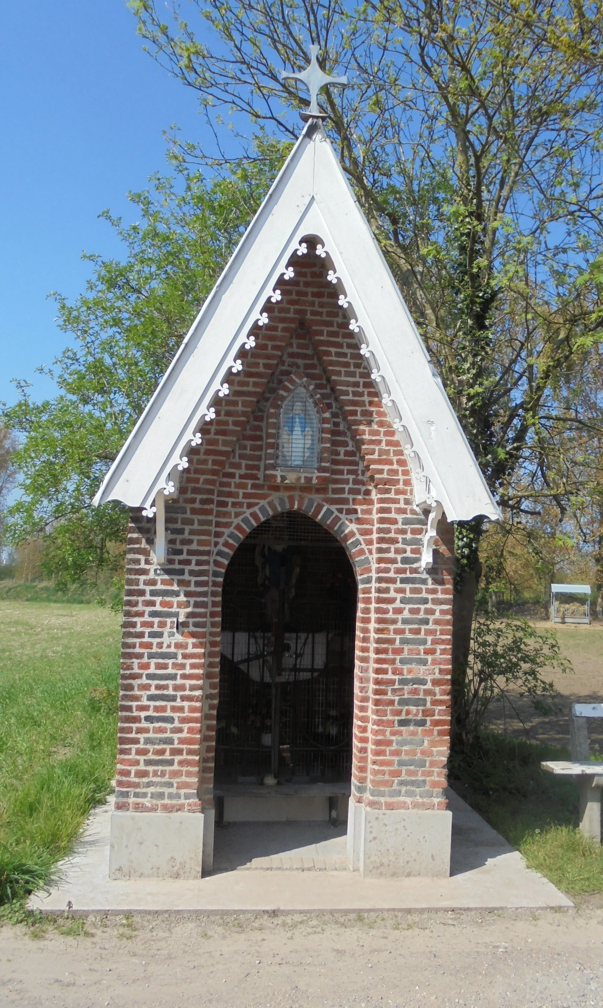 Photo showing: Veldkapel 't Steenkouterkapelleken - Onze-Lieve-Vrouwkapel - Steenkouterbaan - Denderbelle - Lebbeke - Oost-Vlaanderen - België