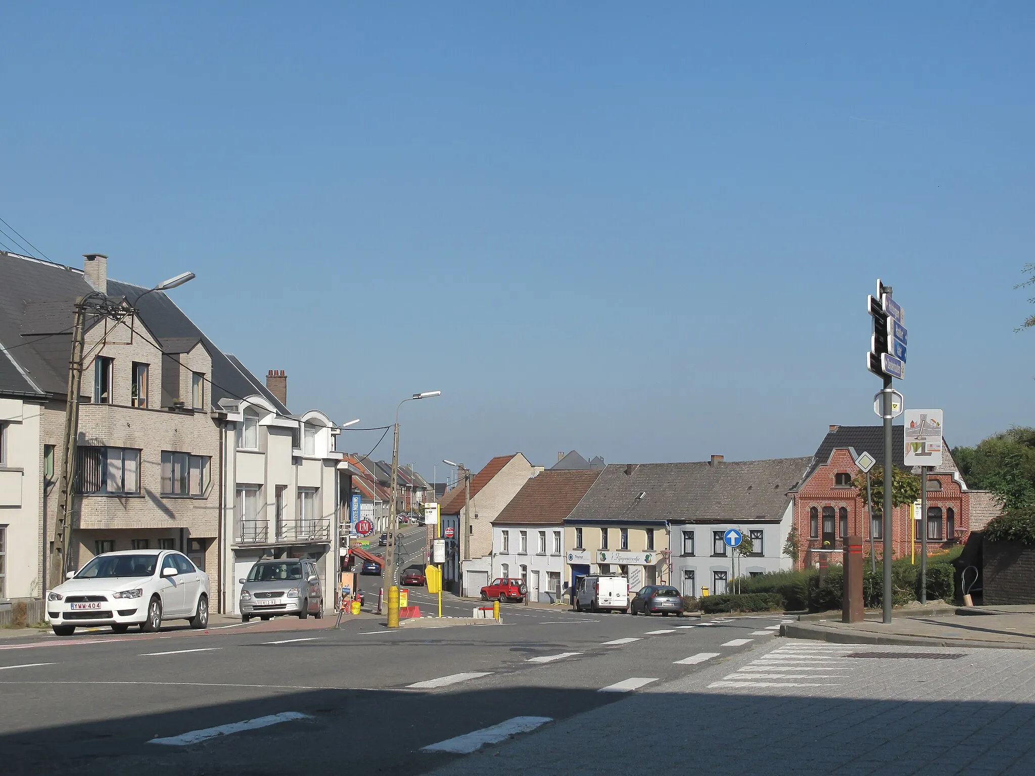 Photo showing: Kerksken, view to a street