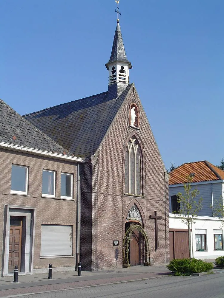 Photo showing: De Onze-Lieve-Vrouwkerk in Drongen Luchteren