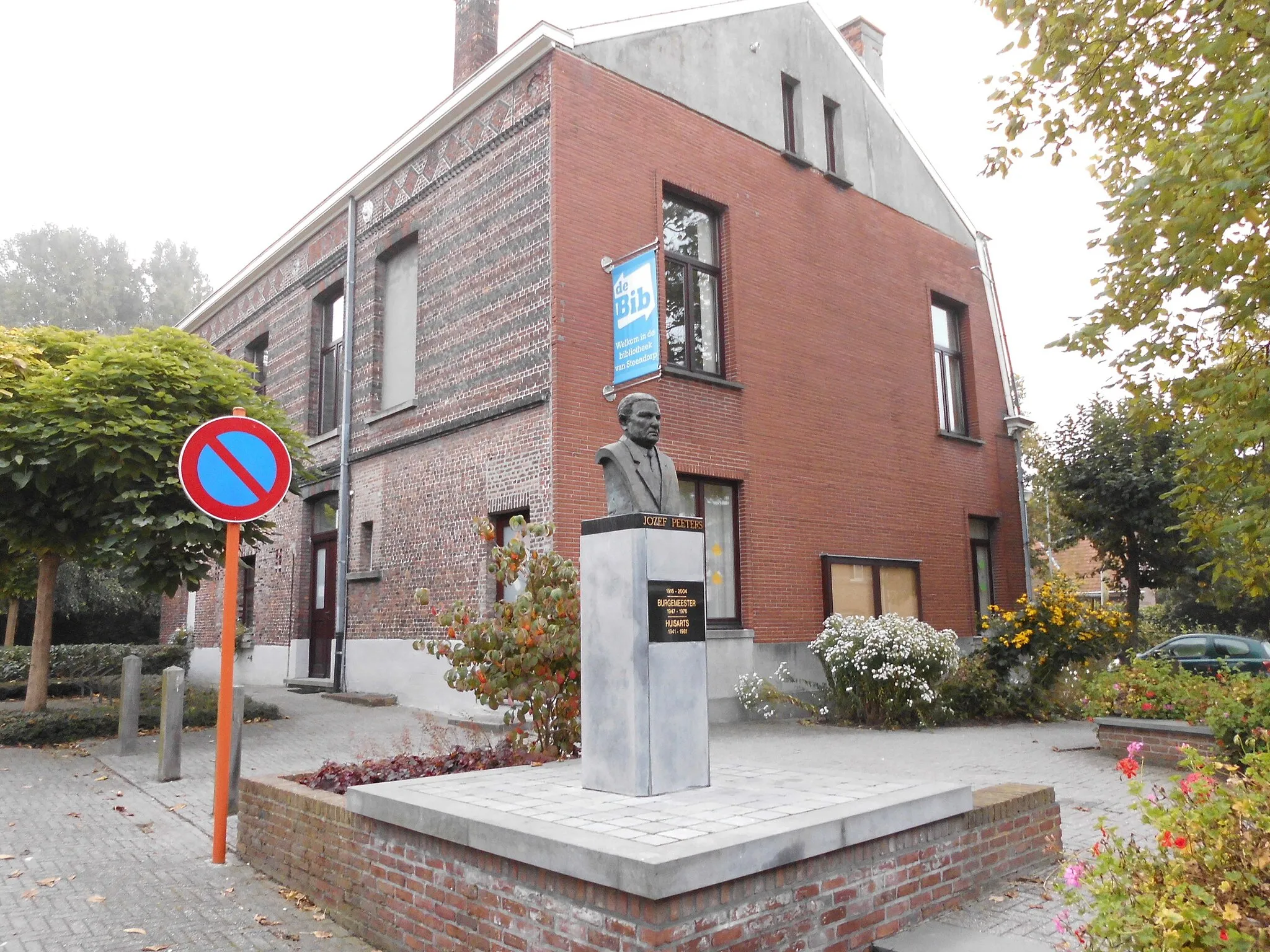 Photo showing: Oud gemeentehuis (thans bibliotheek) - Gelaagstraat - Steendorp - Temse - Oost-Vlaanderen - België