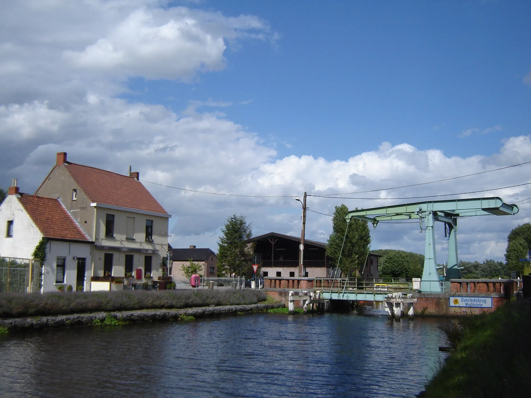 Photo showing: Overledebrug bridge over the Moervaart in Wachtebeke. Wachtebeke, East Flanders, Belgium