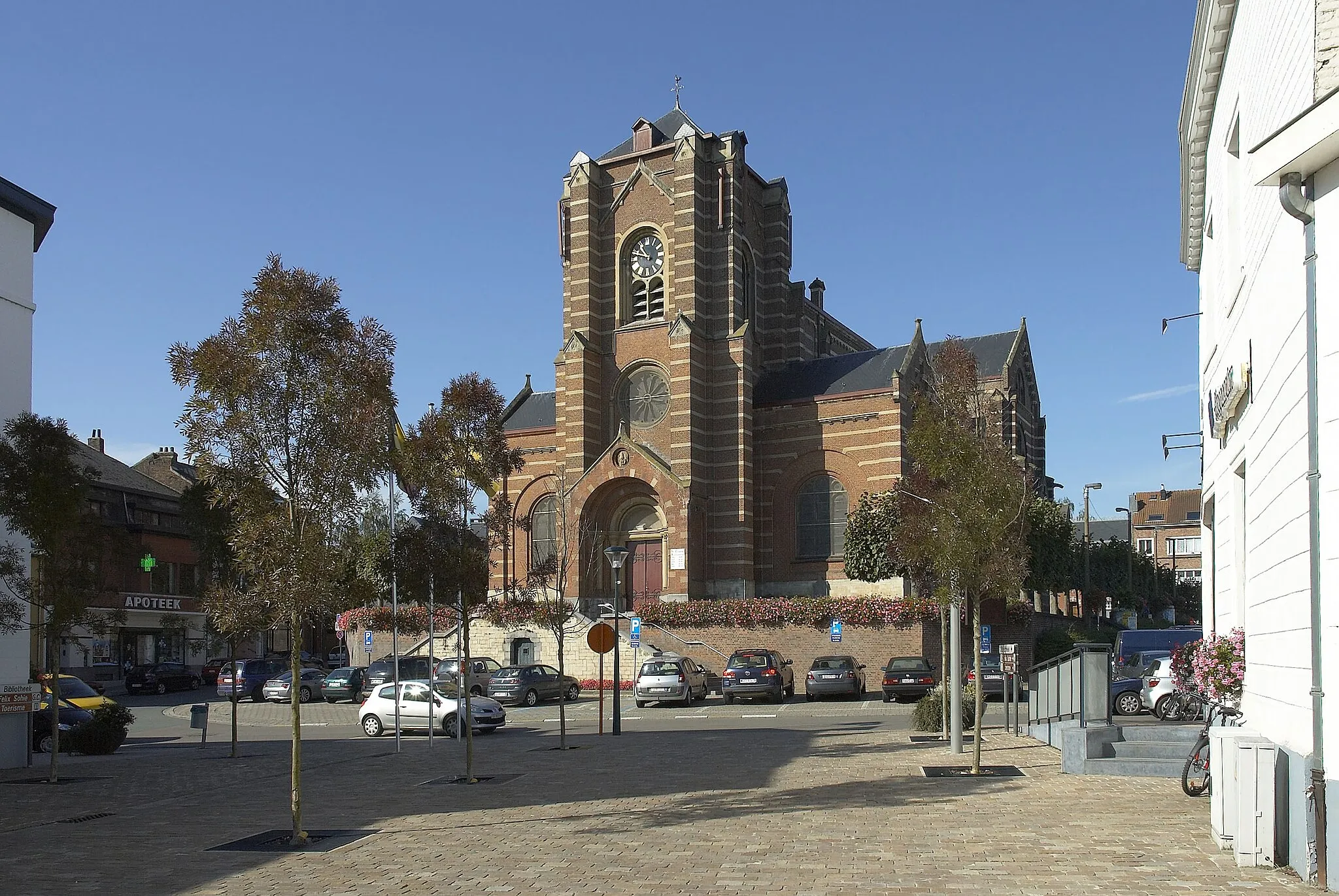 Photo showing: Sint Clemens church in Hoeilaart, Belgium